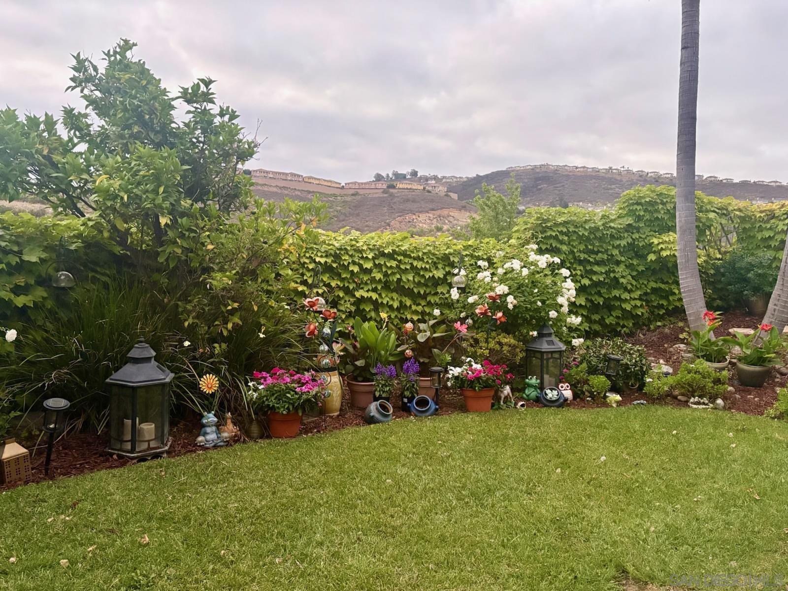 Detail Gallery Image 37 of 61 For 2701  Isham Springs Ct, Spring Valley,  CA 91977 - 3 Beds | 2/1 Baths