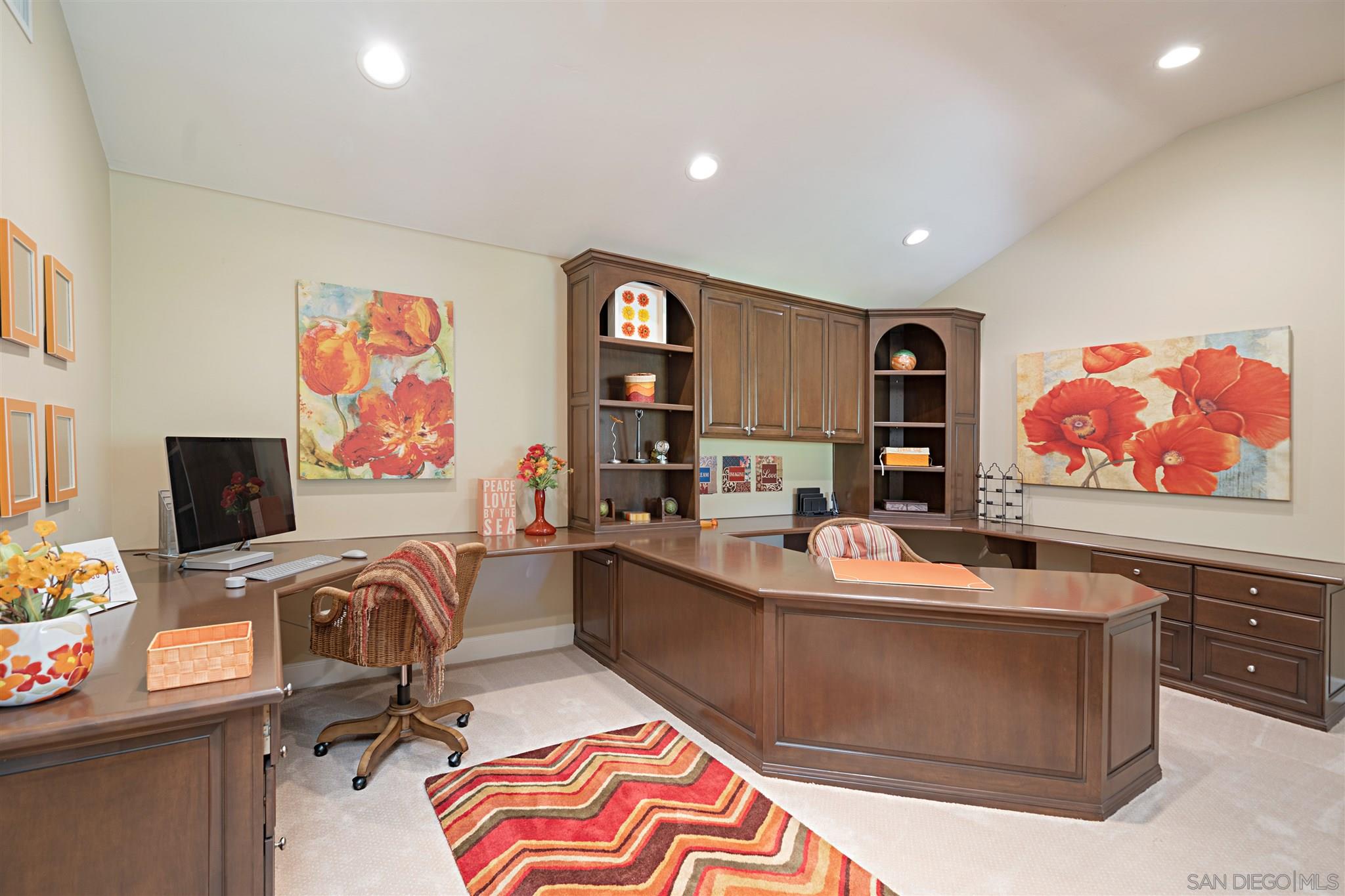 Detail Gallery Image 17 of 38 For 16210  via Cazadero, Rancho Santa Fe,  CA 92067 - 5 Beds | 6/1 Baths