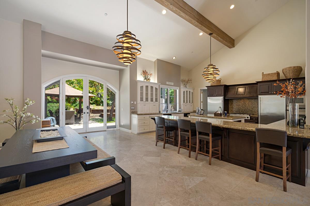 Detail Gallery Image 10 of 38 For 16210  via Cazadero, Rancho Santa Fe,  CA 92067 - 5 Beds | 6/1 Baths