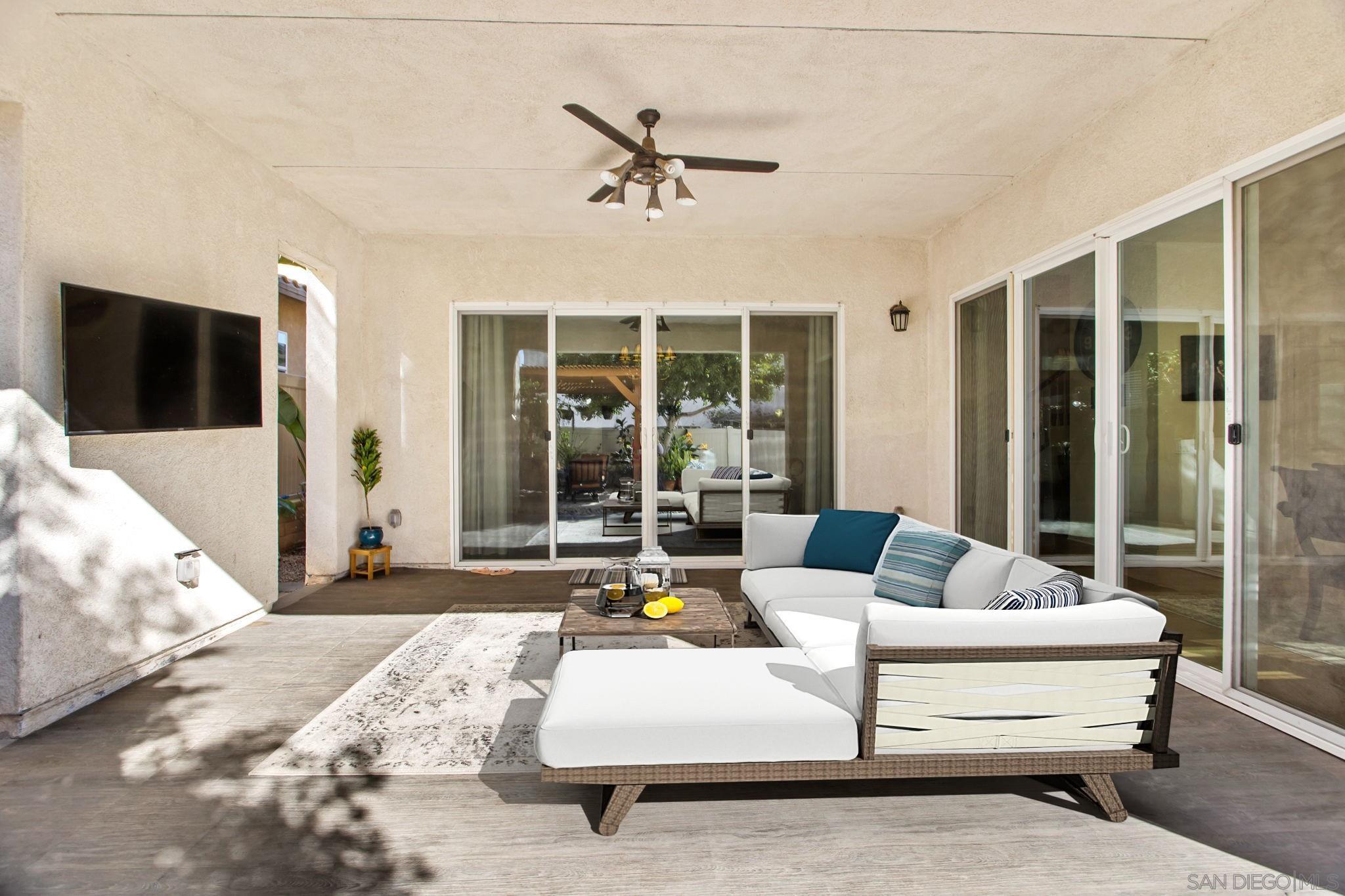 Detail Gallery Image 17 of 34 For 1818  Santa Christina Ave, Chula Vista,  CA 91913 - 4 Beds | 3/1 Baths