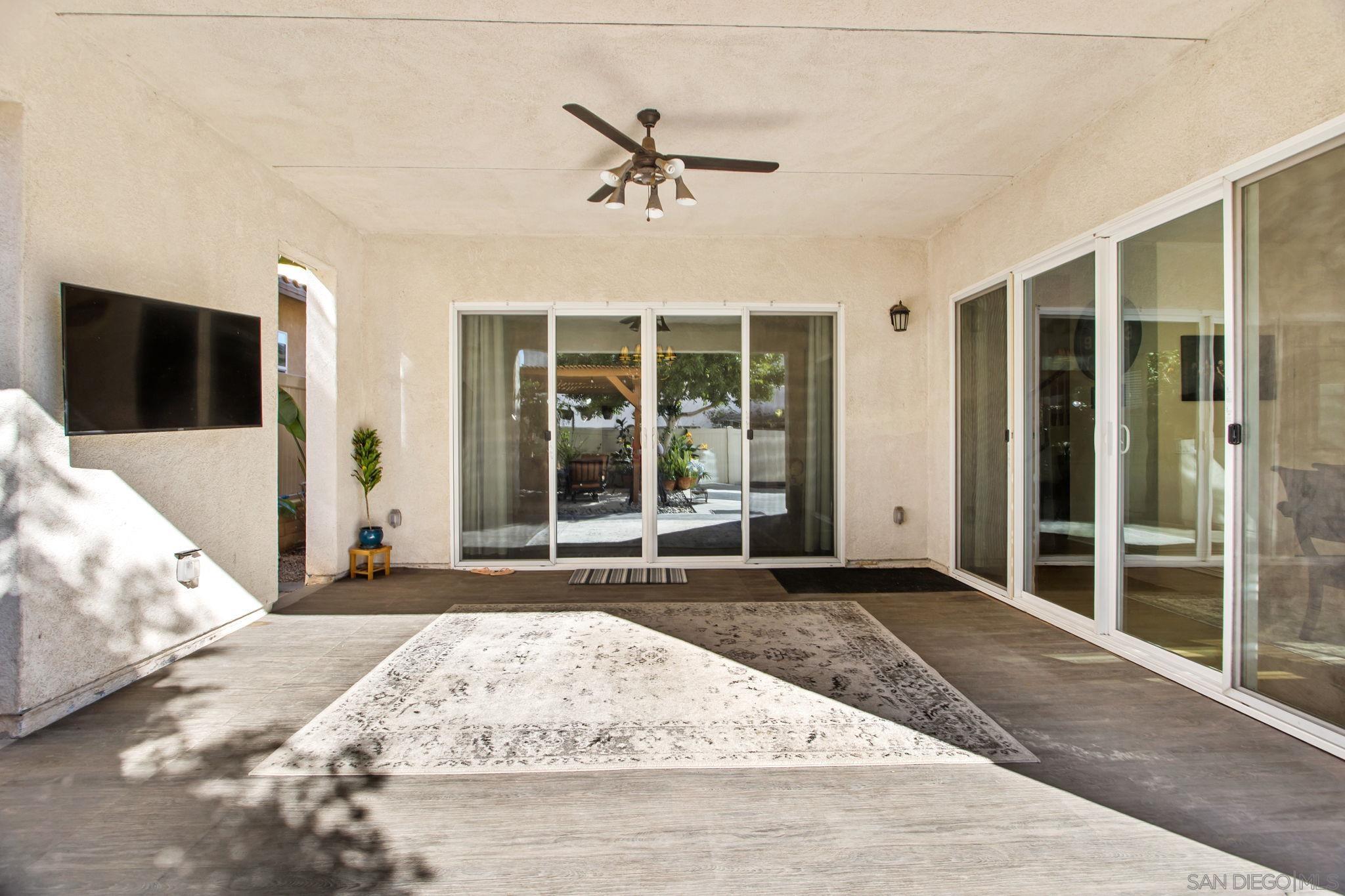 Detail Gallery Image 18 of 34 For 1818  Santa Christina Ave, Chula Vista,  CA 91913 - 4 Beds | 3/1 Baths