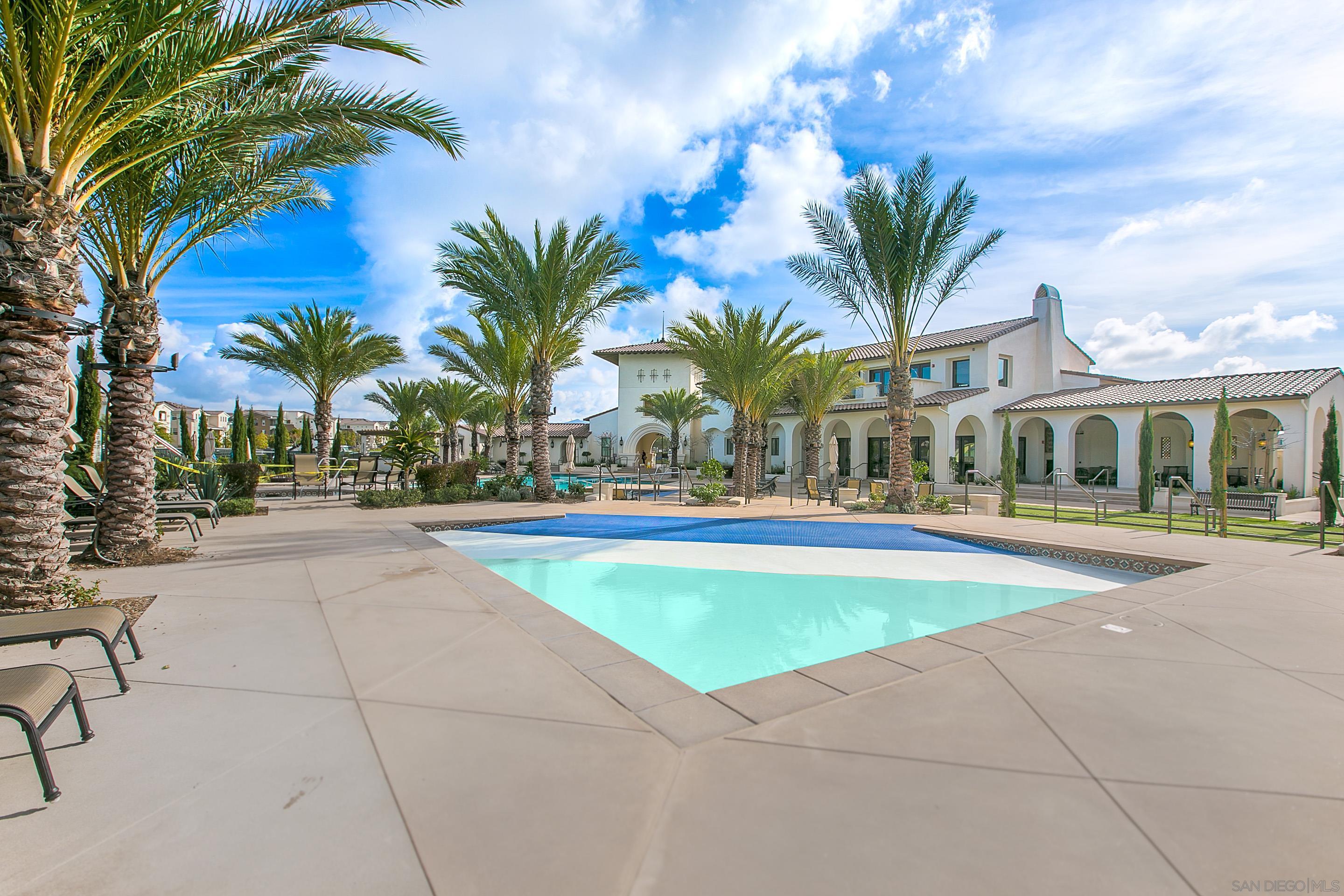 Detail Gallery Image 24 of 34 For 1818  Santa Christina Ave, Chula Vista,  CA 91913 - 4 Beds | 3/1 Baths