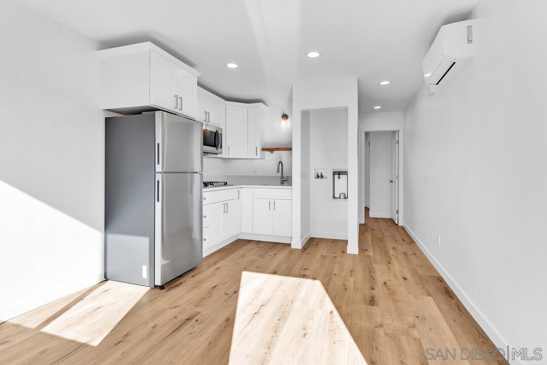 Detail Gallery Image 28 of 64 For 4922  Muir Ave, San Diego,  CA 92107 - – Beds | – Baths