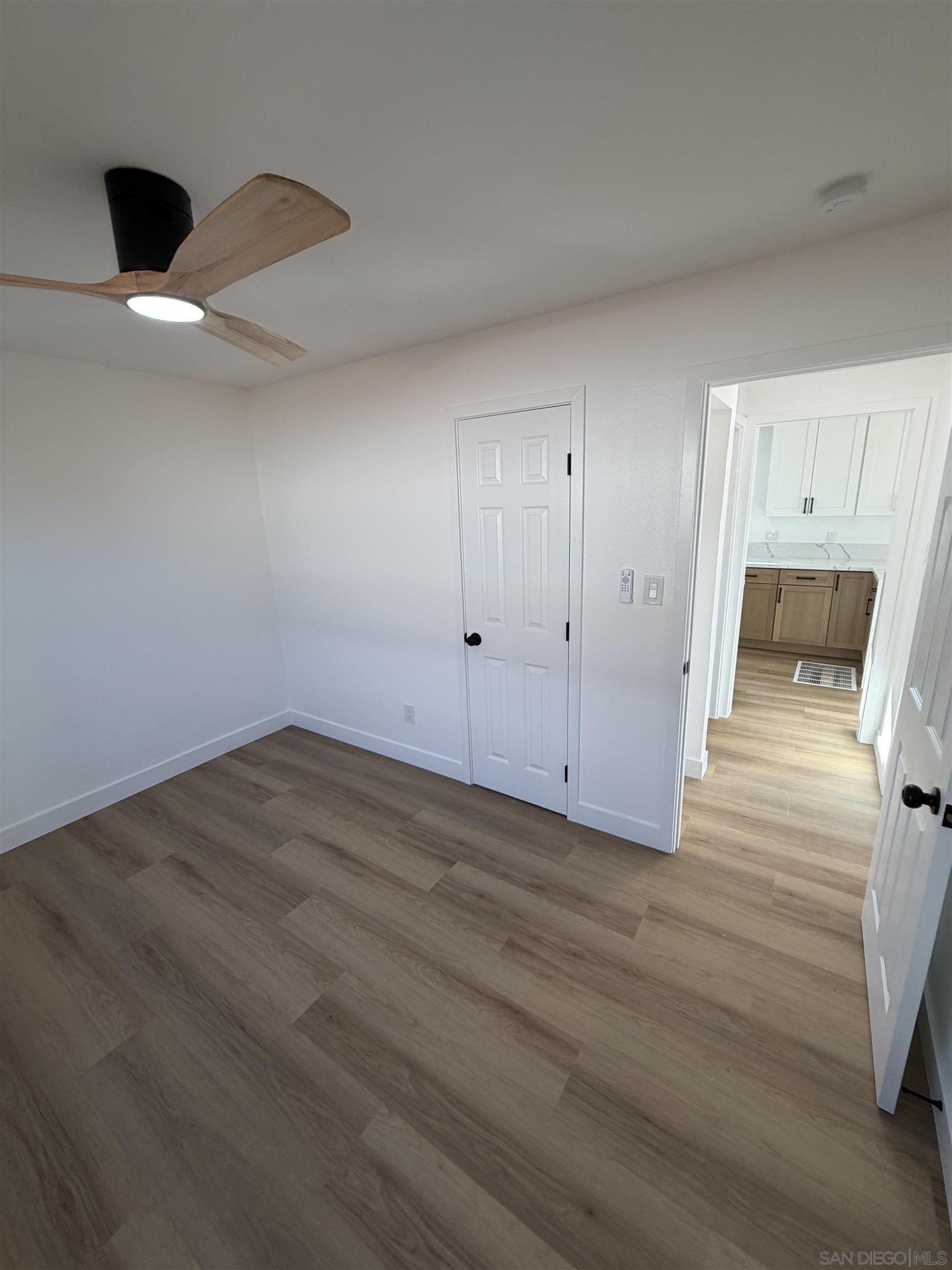 Detail Gallery Image 10 of 20 For 698  J St, Chula Vista,  CA 91910 - 2 Beds | 1 Baths