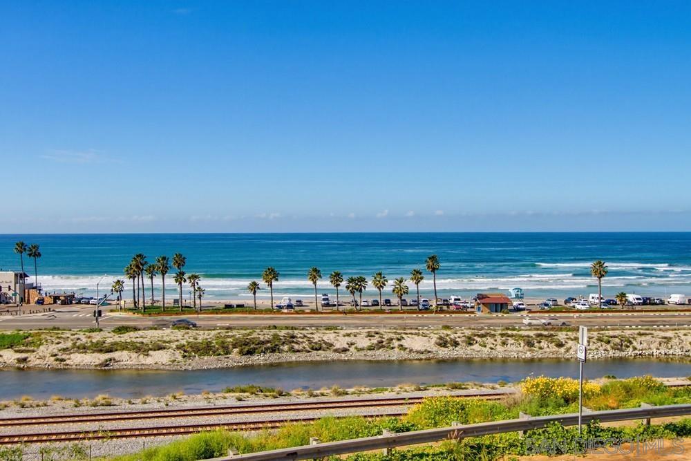 Detail Gallery Image 4 of 55 For 110  Kilkenny, Cardiff By The Sea,  CA 92007 - 4 Beds | 3/1 Baths