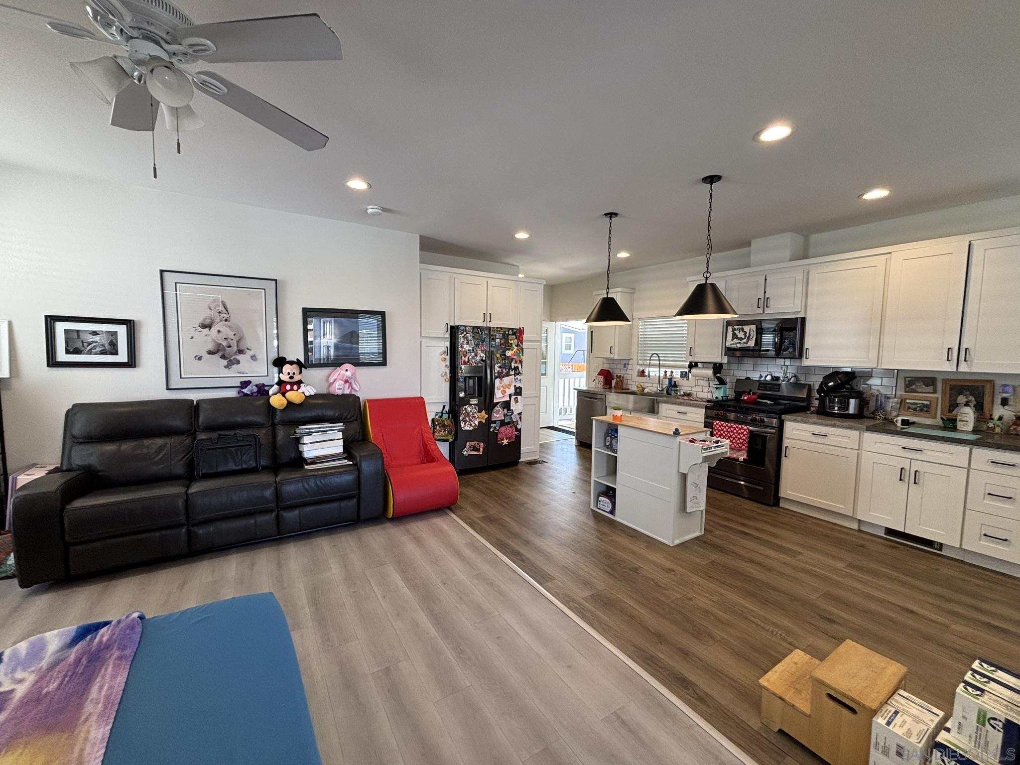 Detail Gallery Image 18 of 29 For 13111  Bonita Vista St  #228,  Poway,  CA 92064 - 3 Beds | 2 Baths