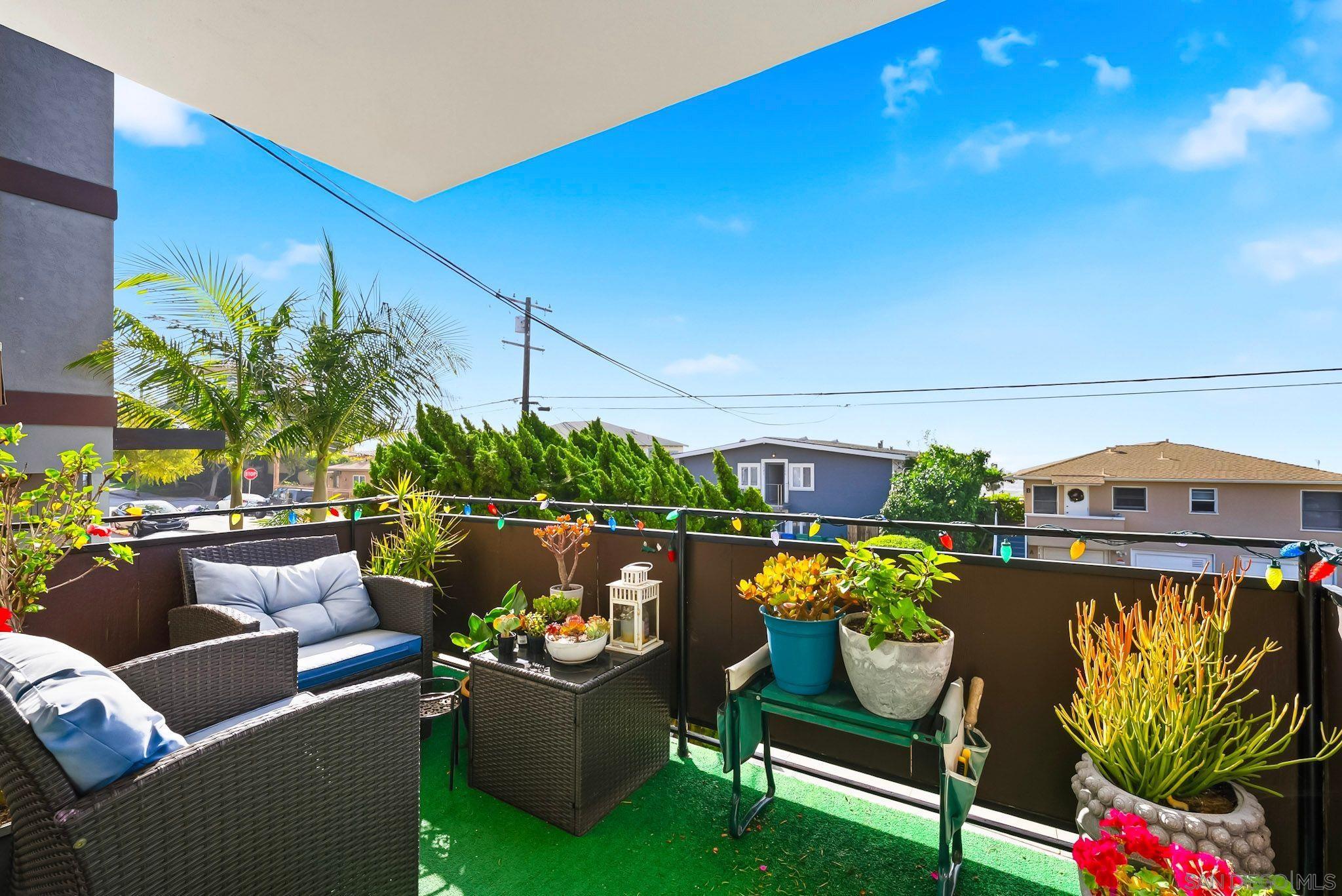 Detail Gallery Image 24 of 29 For 1828  Linwood St  #1,  San Diego,  CA 92110 - 2 Beds | 2 Baths