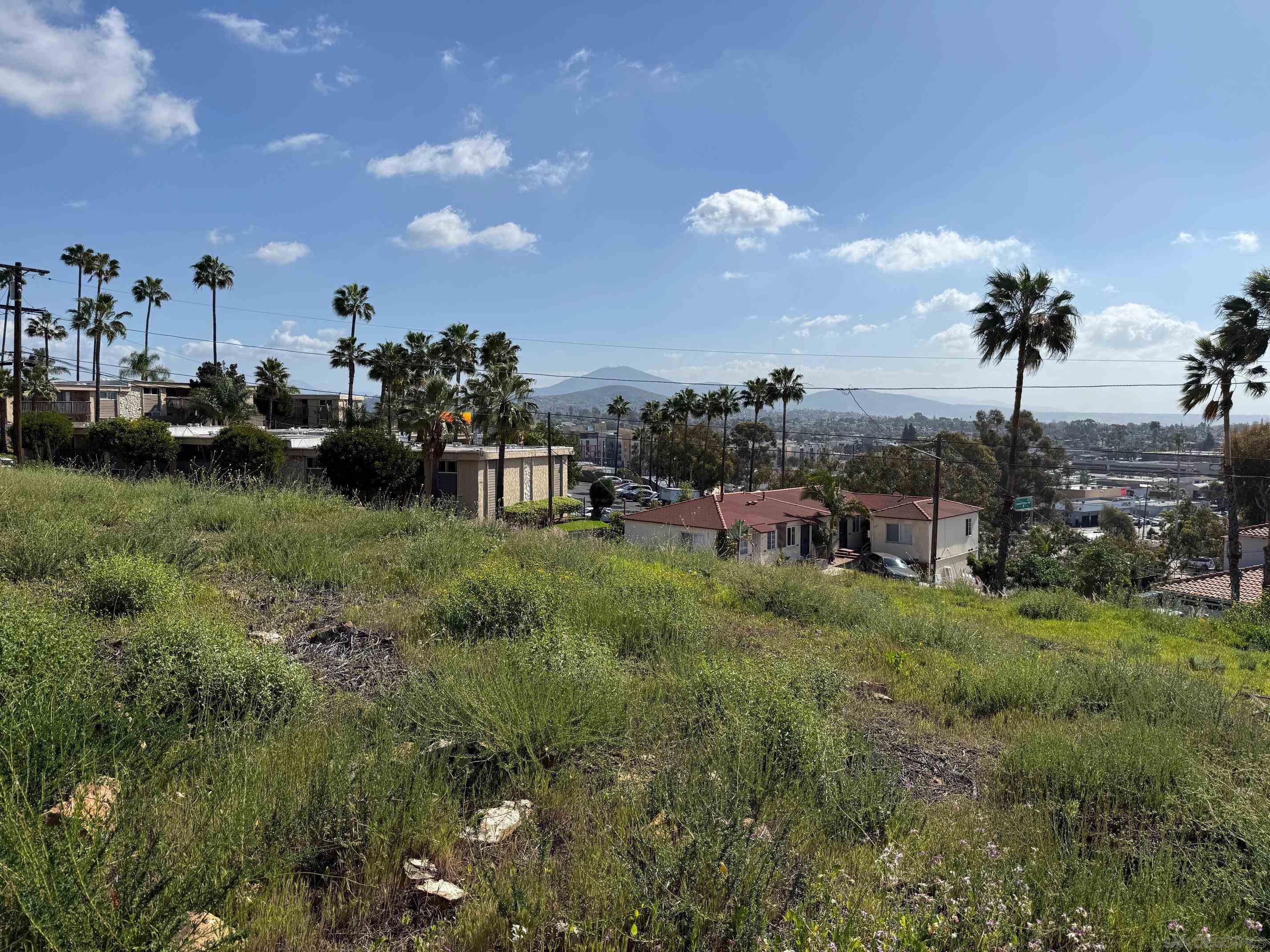 Front Image Thumbnail for SD260003658