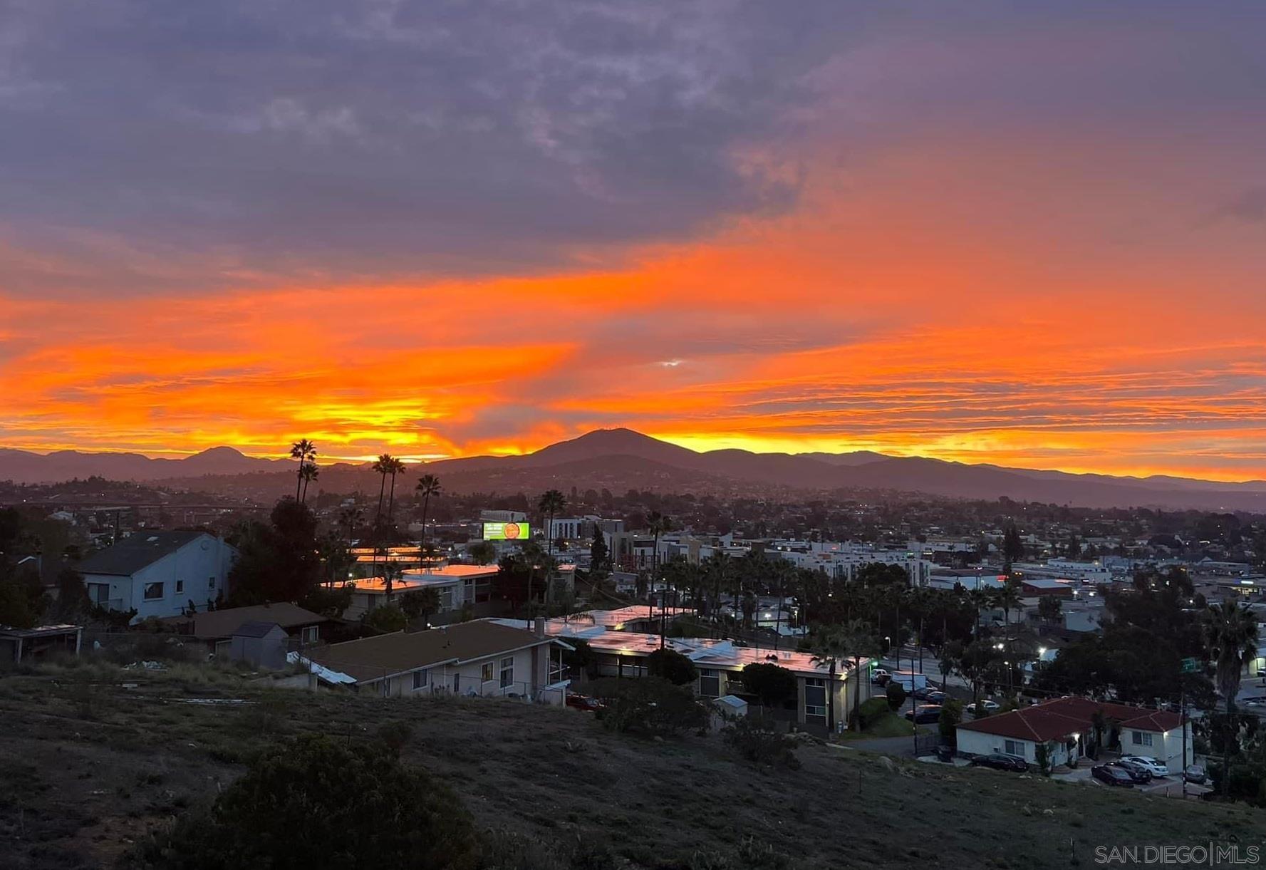 Detail Gallery Image 3 of 23 For , La Mesa,  CA 91941 - – Beds | – Baths