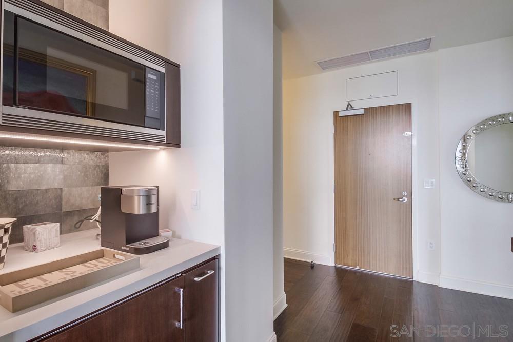 Detail Gallery Image 21 of 62 For 800  the Mark Ln  2801, San Diego,  CA 92101 - 3 Beds | 3 Baths