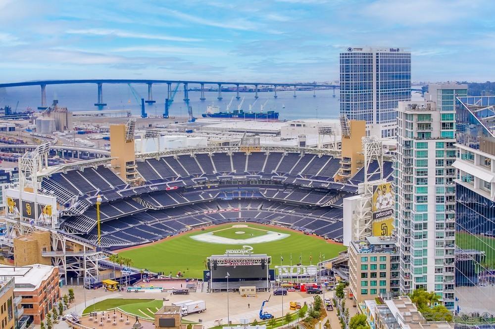 Detail Gallery Image 25 of 62 For 800  the Mark Ln  2801, San Diego,  CA 92101 - 3 Beds | 3 Baths