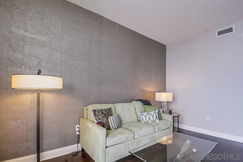 Detail Gallery Image 39 of 62 For 800  the Mark Ln  2801, San Diego,  CA 92101 - 3 Beds | 3 Baths