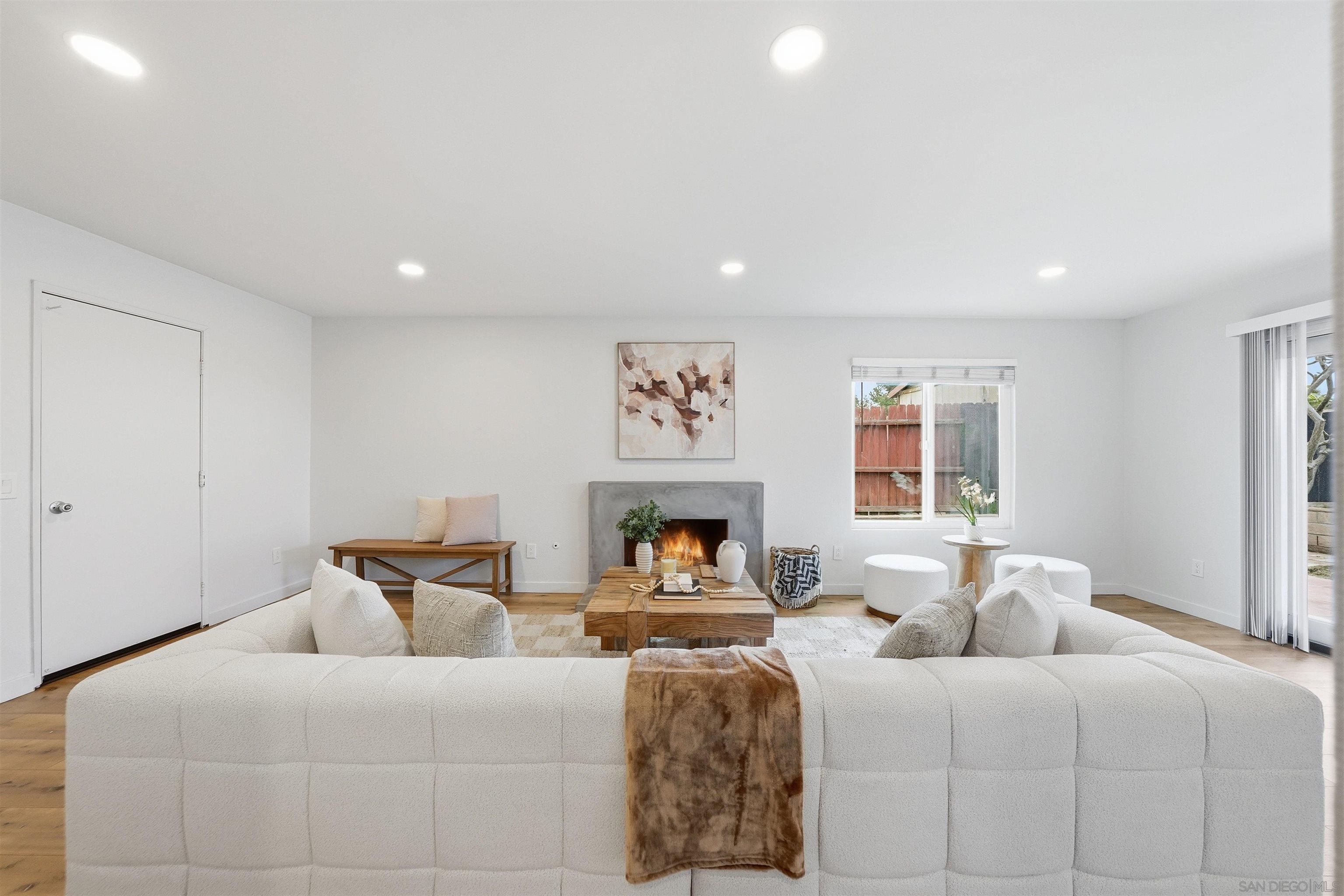 Detail Gallery Image 11 of 29 For 1606  Dana Point Ct, Chula Vista,  CA 91911 - 4 Beds | 2/1 Baths