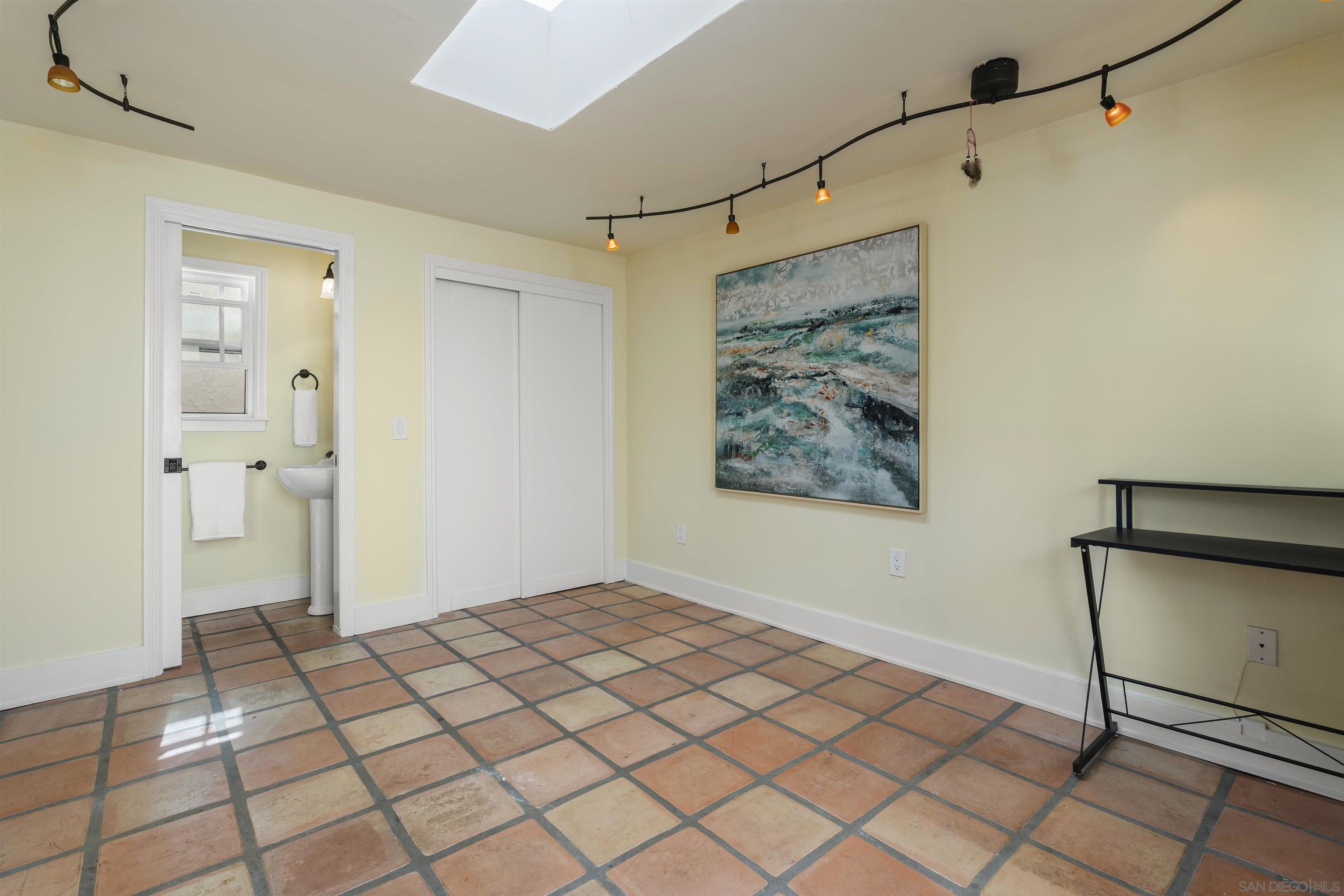 Detail Gallery Image 29 of 32 For 2669  San Marcos, San Diego,  CA 92104 - 4 Beds | 2/1 Baths
