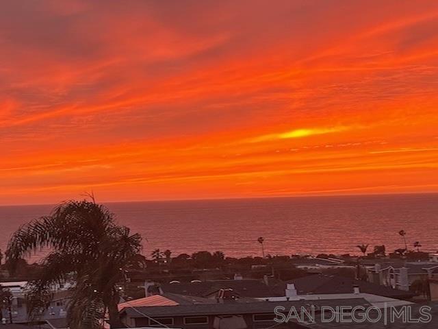 Detail Gallery Image 17 of 25 For 2044  Edinburg Avenue, Cardiff By The Sea,  CA 92007 - 4 Beds | 3 Baths