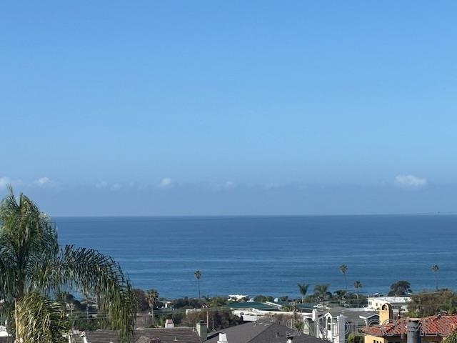 Detail Gallery Image 3 of 25 For 2044  Edinburg Avenue, Cardiff By The Sea,  CA 92007 - 4 Beds | 3 Baths