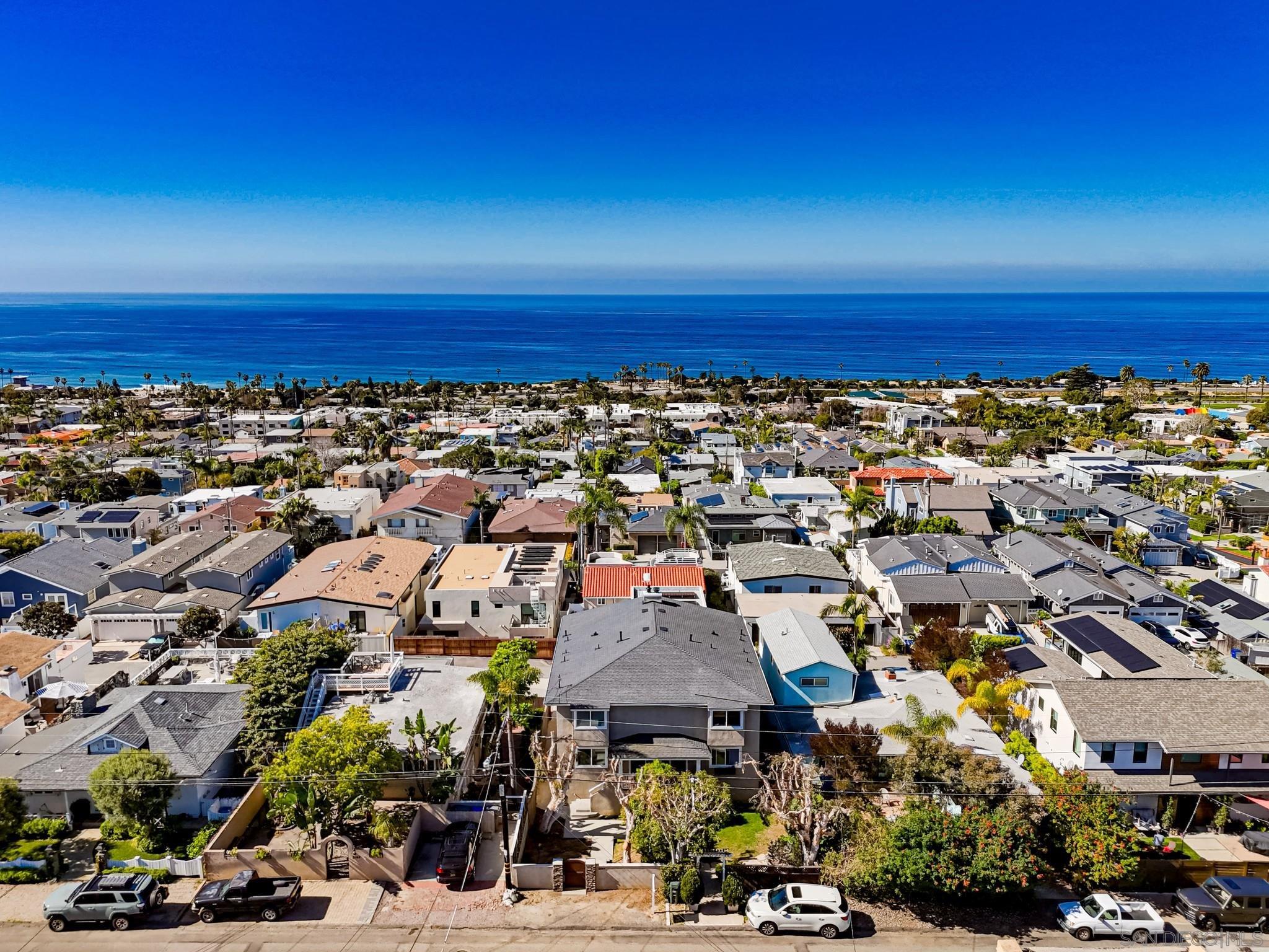 Detail Gallery Image 22 of 25 For 2044  Edinburg Avenue, Cardiff By The Sea,  CA 92007 - 4 Beds | 3 Baths