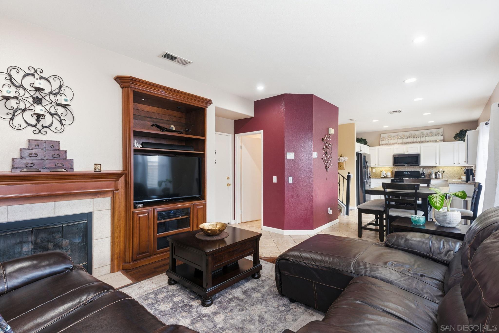 Detail Gallery Image 18 of 67 For 1349  Thunder Spring Dr, Chula Vista,  CA 91915 - 4 Beds | 2/1 Baths