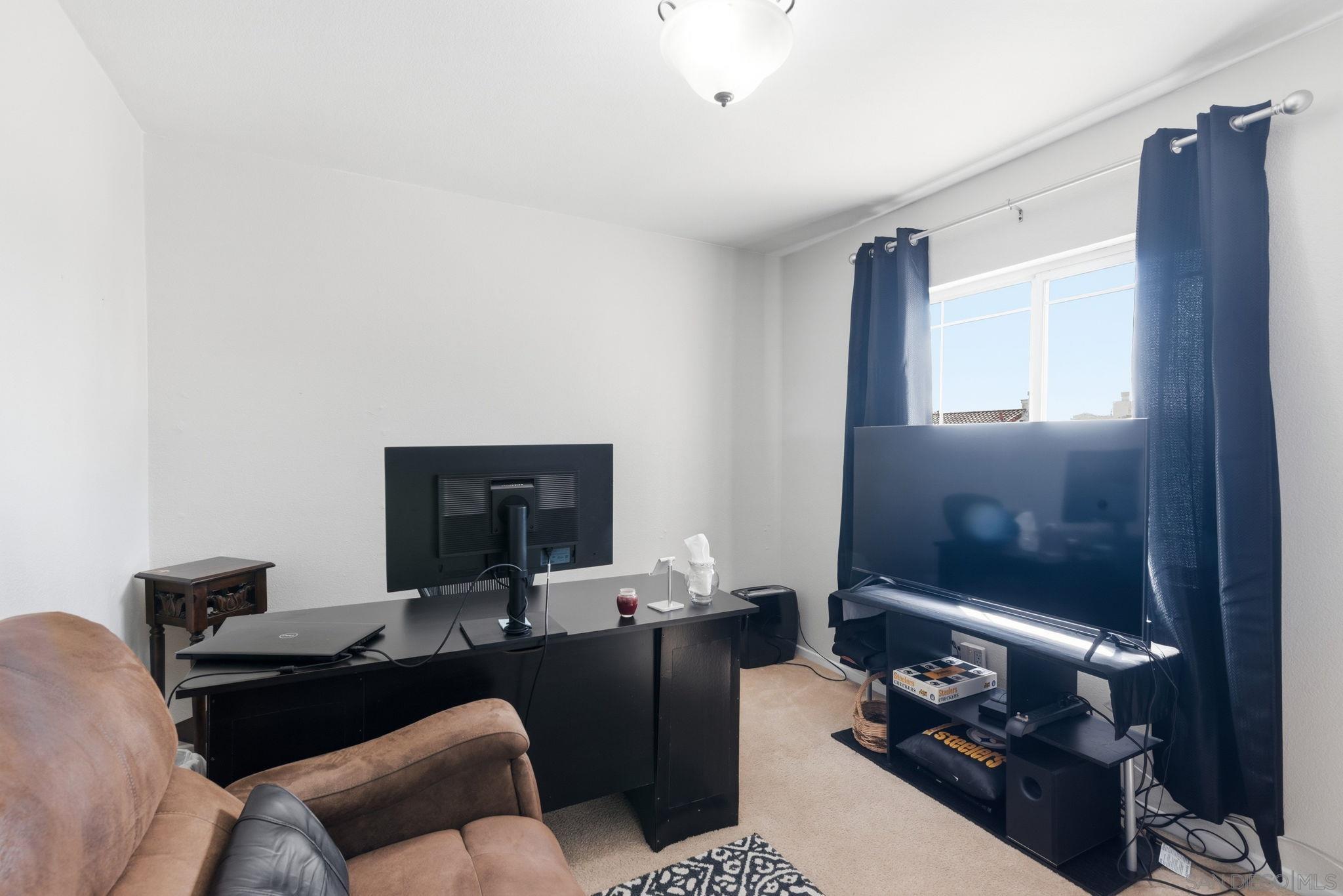 Detail Gallery Image 31 of 67 For 1349  Thunder Spring Dr, Chula Vista,  CA 91915 - 4 Beds | 2/1 Baths