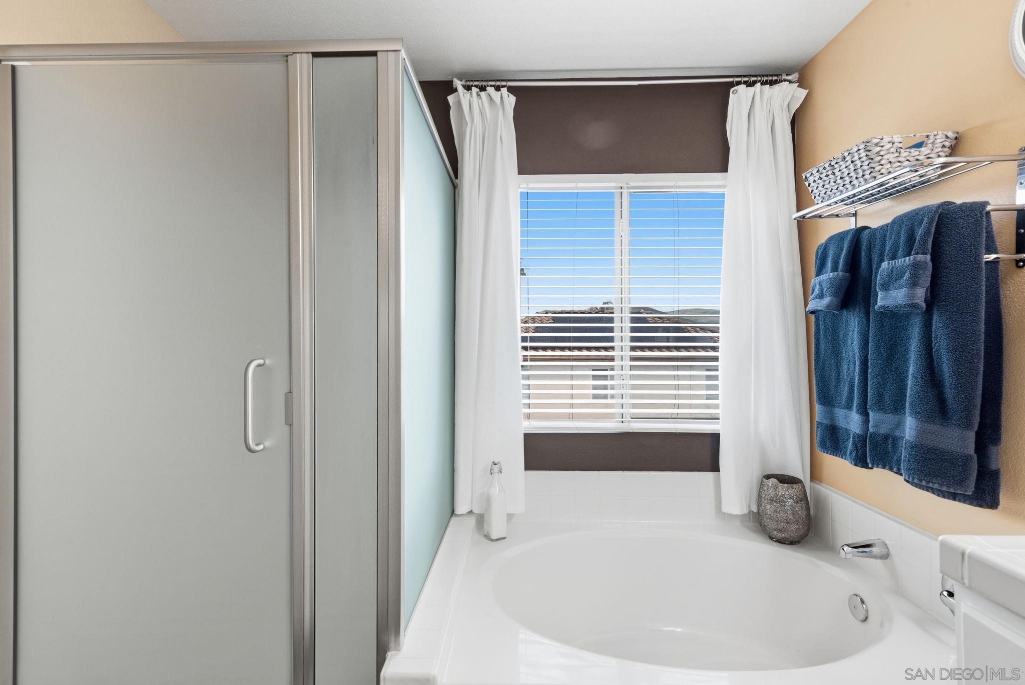 Detail Gallery Image 38 of 67 For 1349  Thunder Spring Dr, Chula Vista,  CA 91915 - 4 Beds | 2/1 Baths