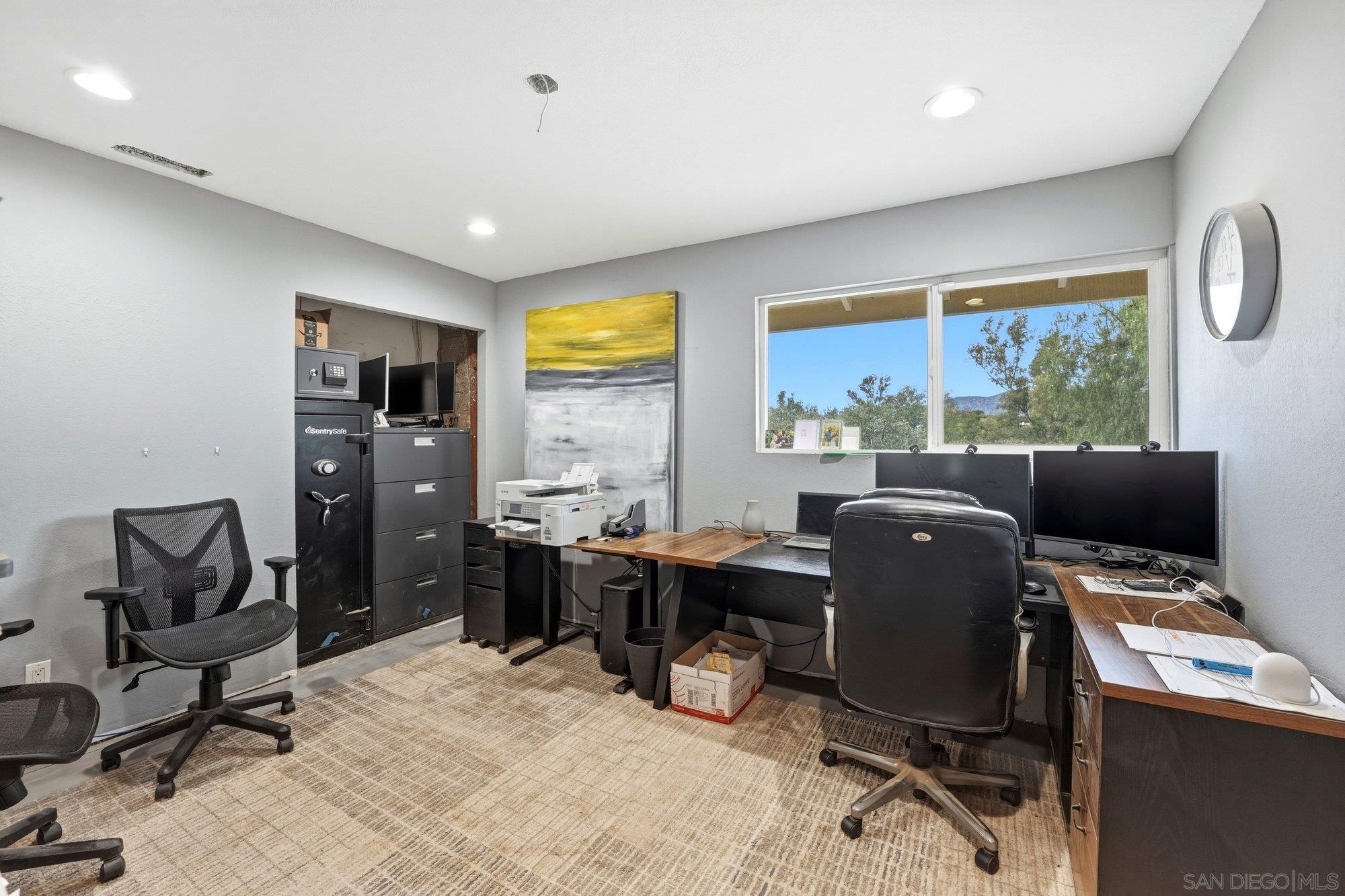 Detail Gallery Image 24 of 47 For 19170  Paradise Mountain Road, Valley Center,  CA 92082 - 4 Beds | 3/1 Baths