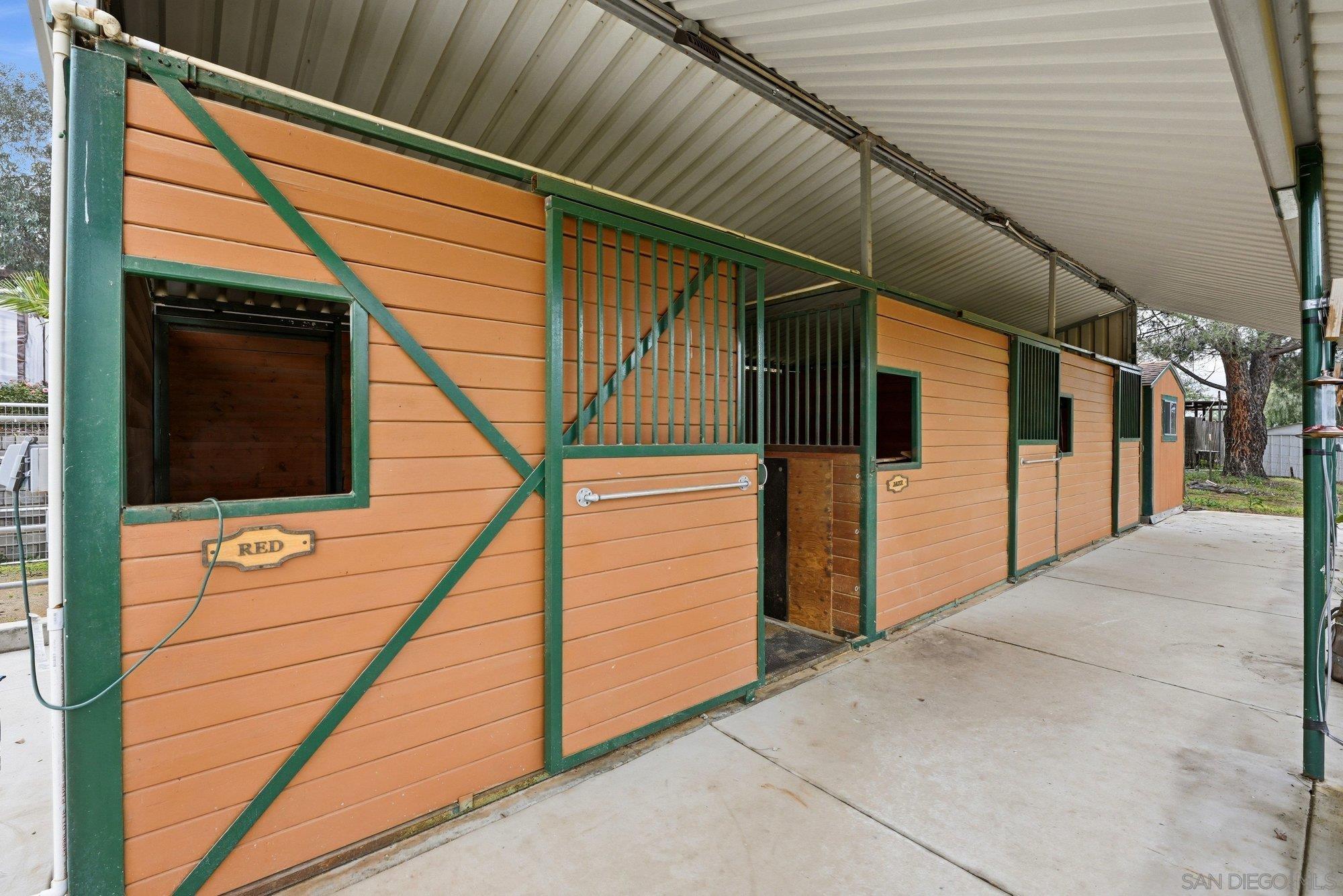 Detail Gallery Image 37 of 47 For 19170  Paradise Mountain Road, Valley Center,  CA 92082 - 4 Beds | 3/1 Baths