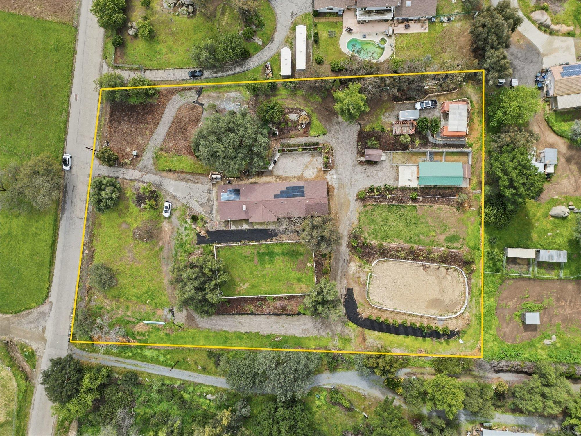 Detail Gallery Image 42 of 47 For 19170  Paradise Mountain Road, Valley Center,  CA 92082 - 4 Beds | 3/1 Baths