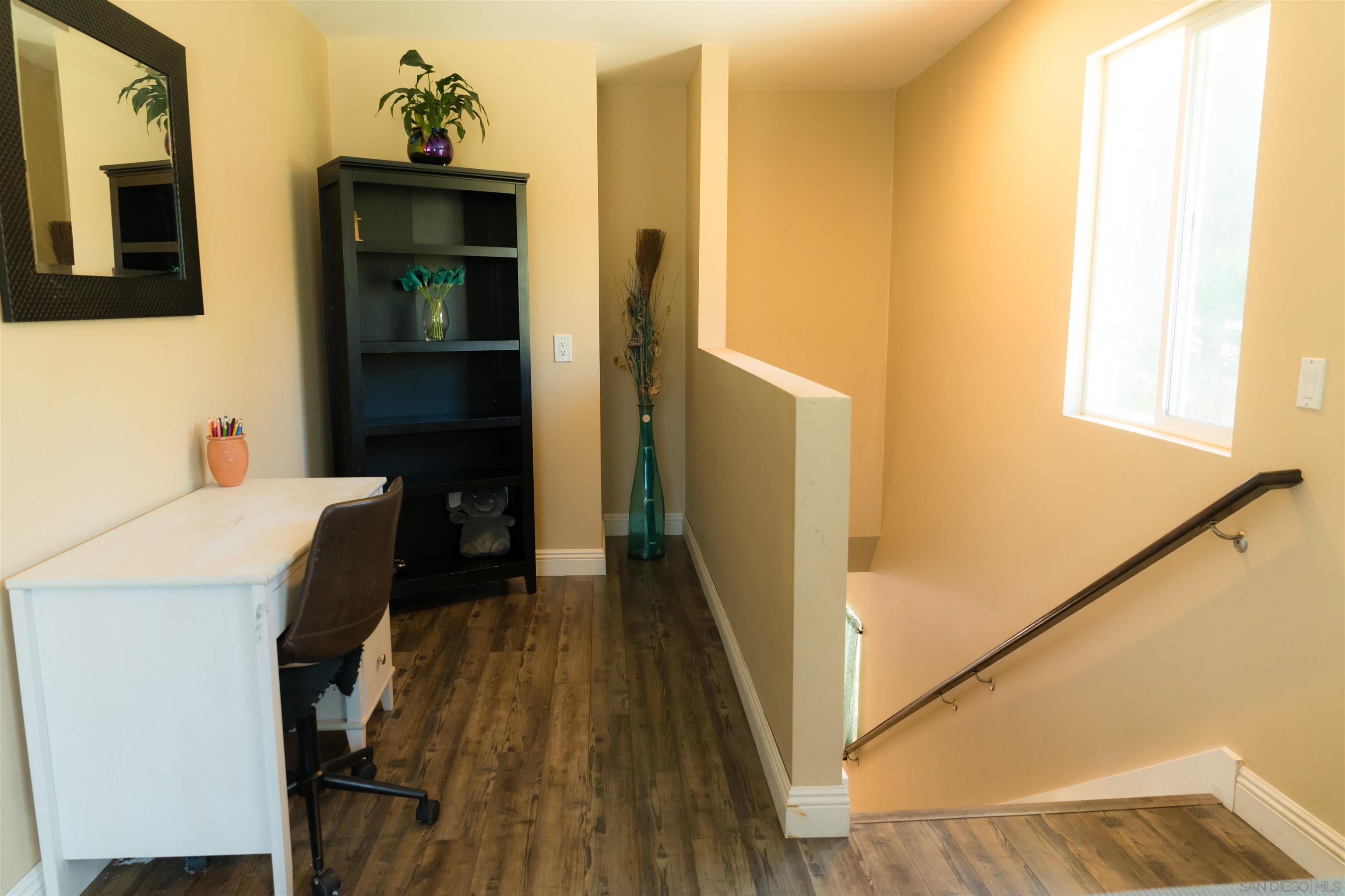 Detail Gallery Image 14 of 43 For 10179  Canyon Dr, Escondido,  CA 92026 - 3 Beds | 2 Baths