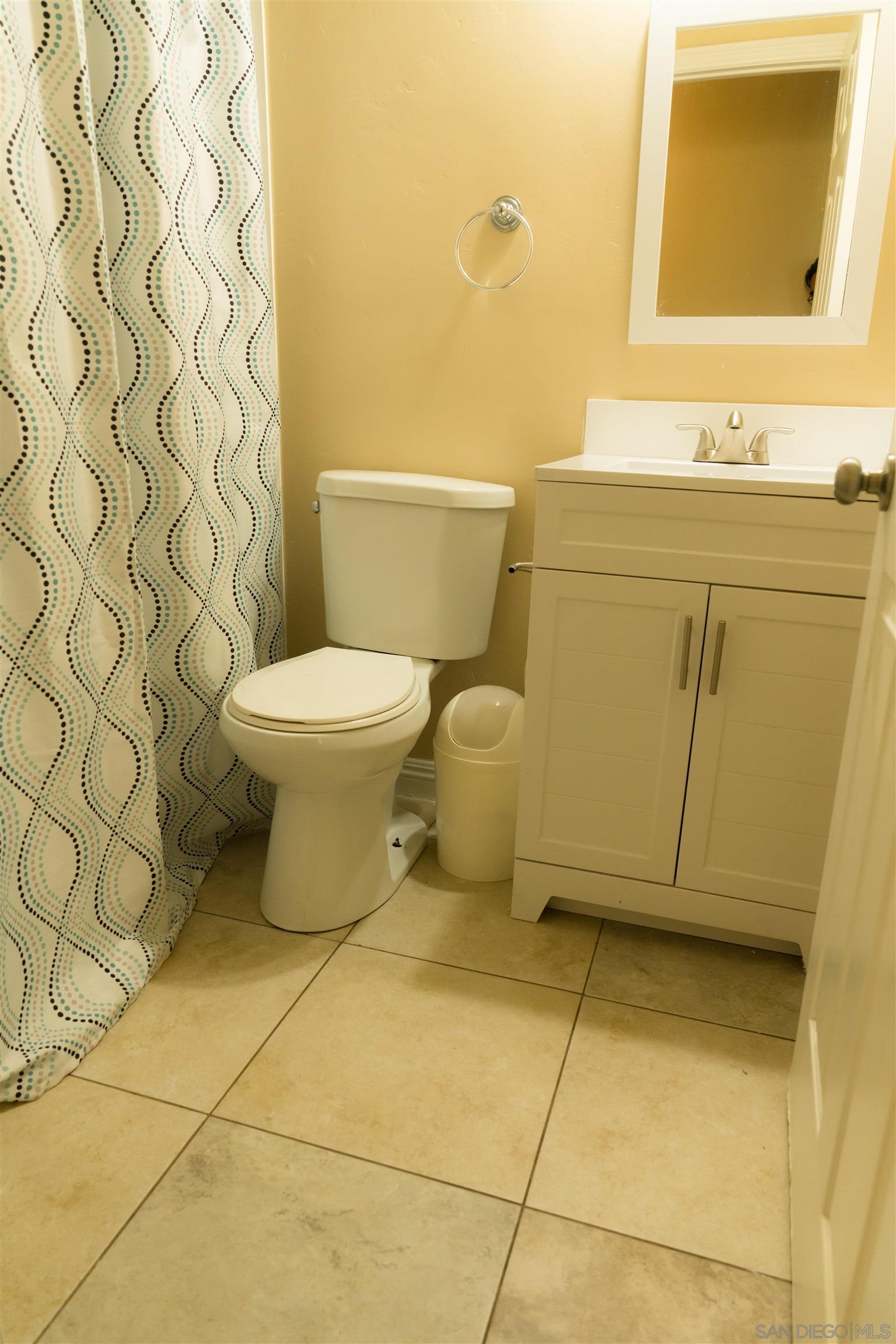 Detail Gallery Image 18 of 43 For 10179  Canyon Dr, Escondido,  CA 92026 - 3 Beds | 2 Baths