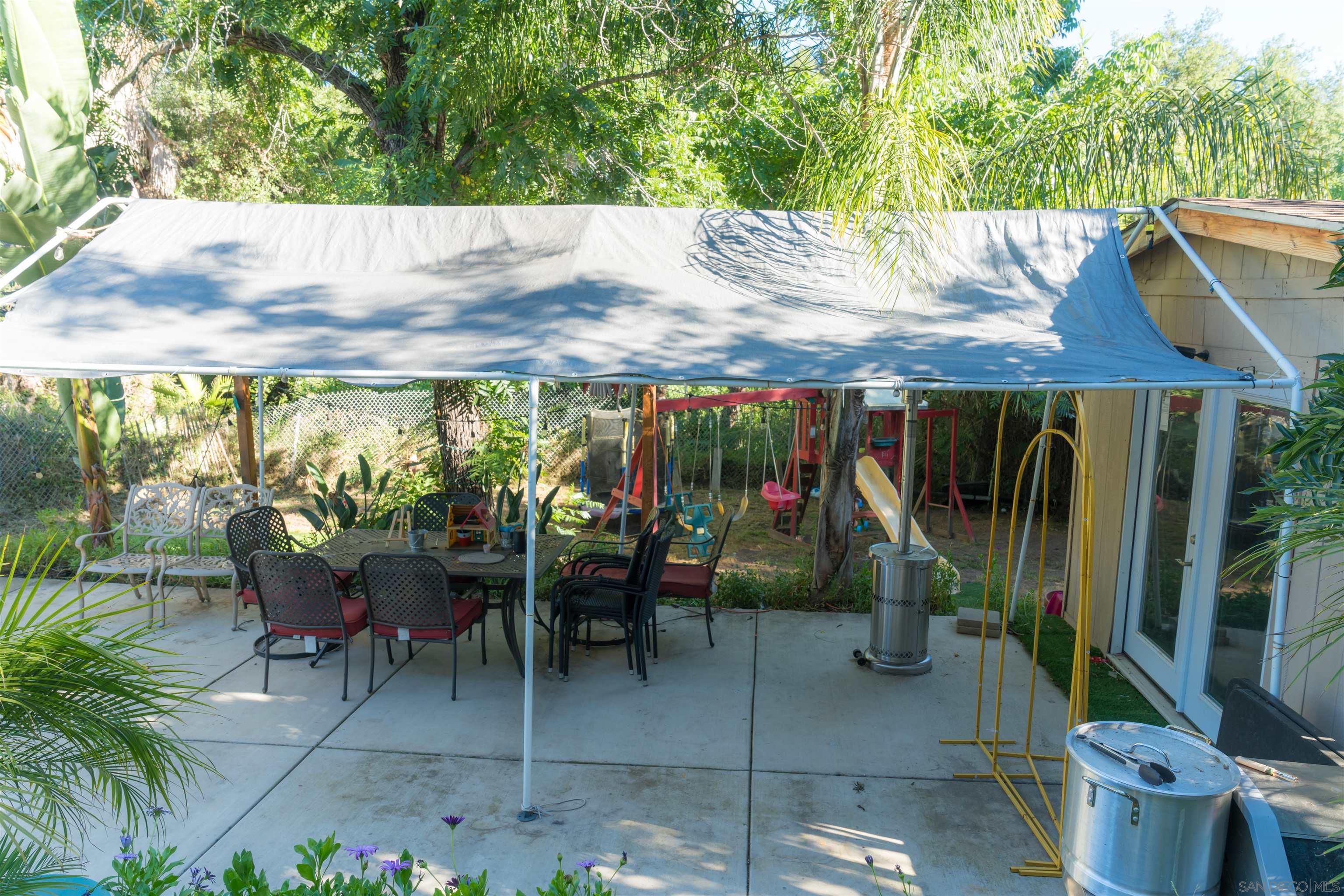 Detail Gallery Image 29 of 43 For 10179  Canyon Dr, Escondido,  CA 92026 - 3 Beds | 2 Baths