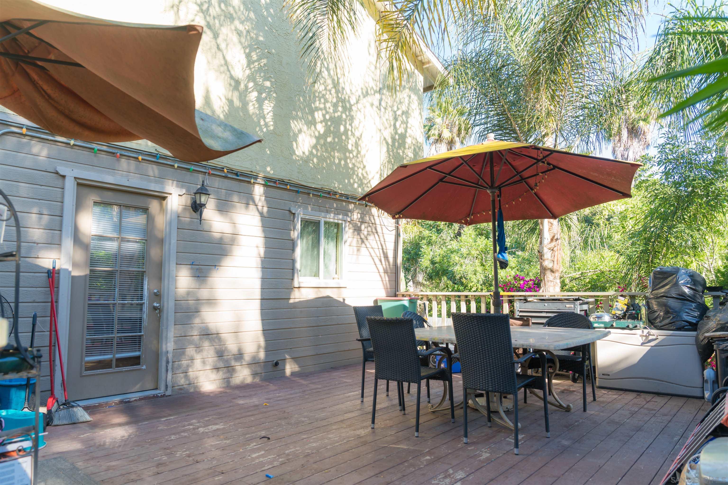 Detail Gallery Image 4 of 43 For 10179  Canyon Dr, Escondido,  CA 92026 - 3 Beds | 2 Baths