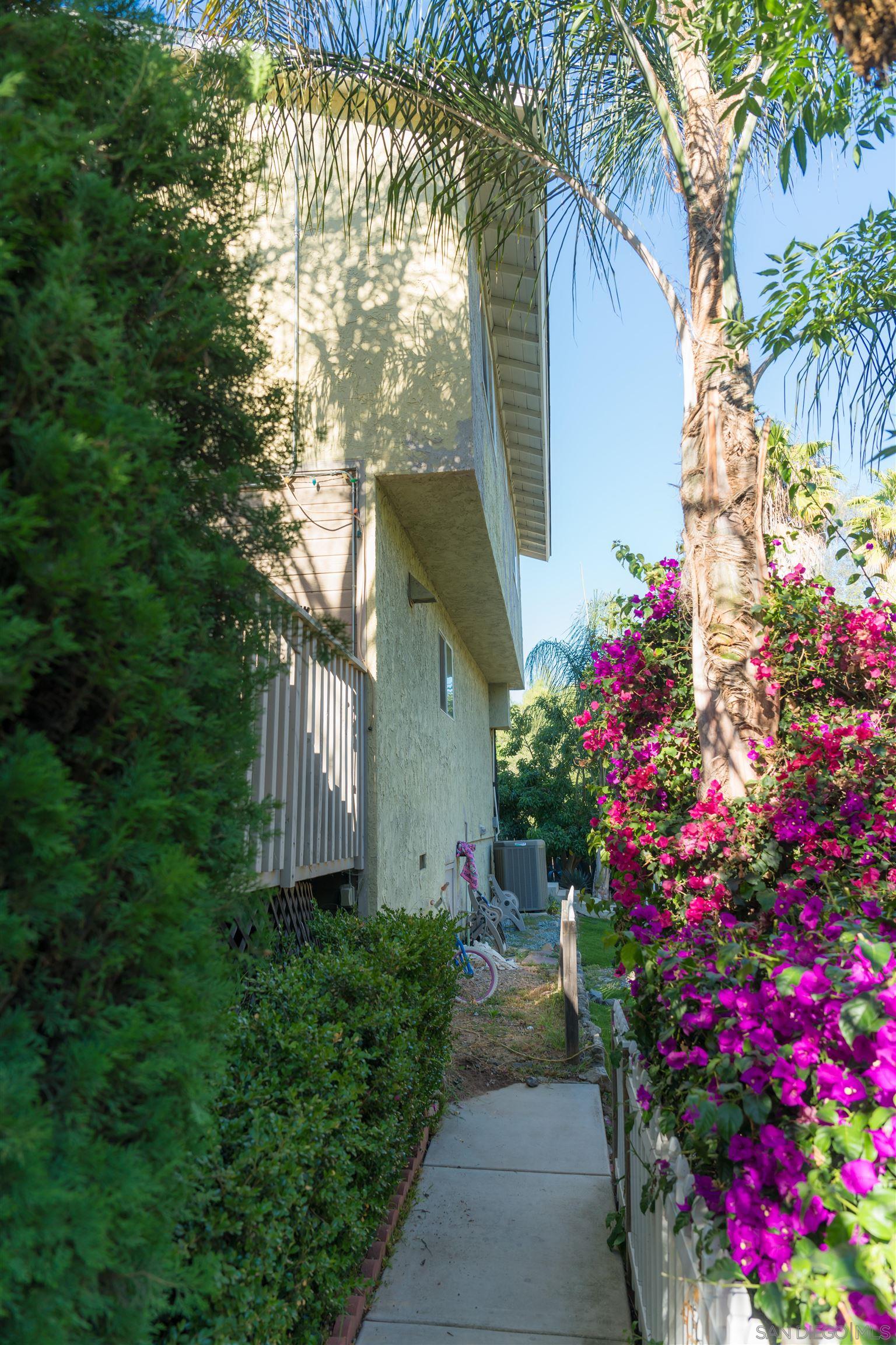 Detail Gallery Image 6 of 43 For 10179  Canyon Dr, Escondido,  CA 92026 - 3 Beds | 2 Baths