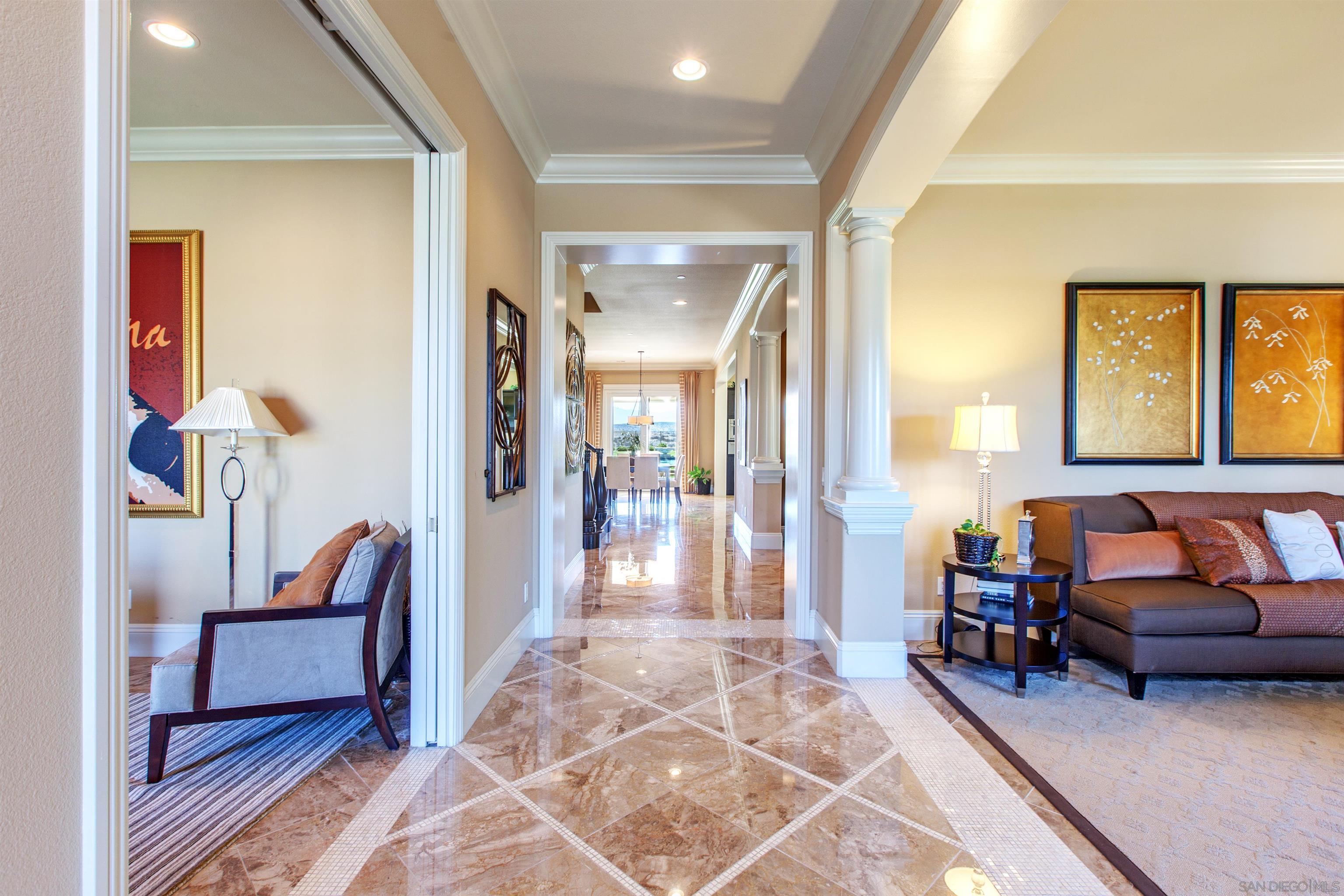 Detail Gallery Image 6 of 43 For 671  via Maggiore, Chula Vista,  CA 91914 - 6 Beds | 4/1 Baths