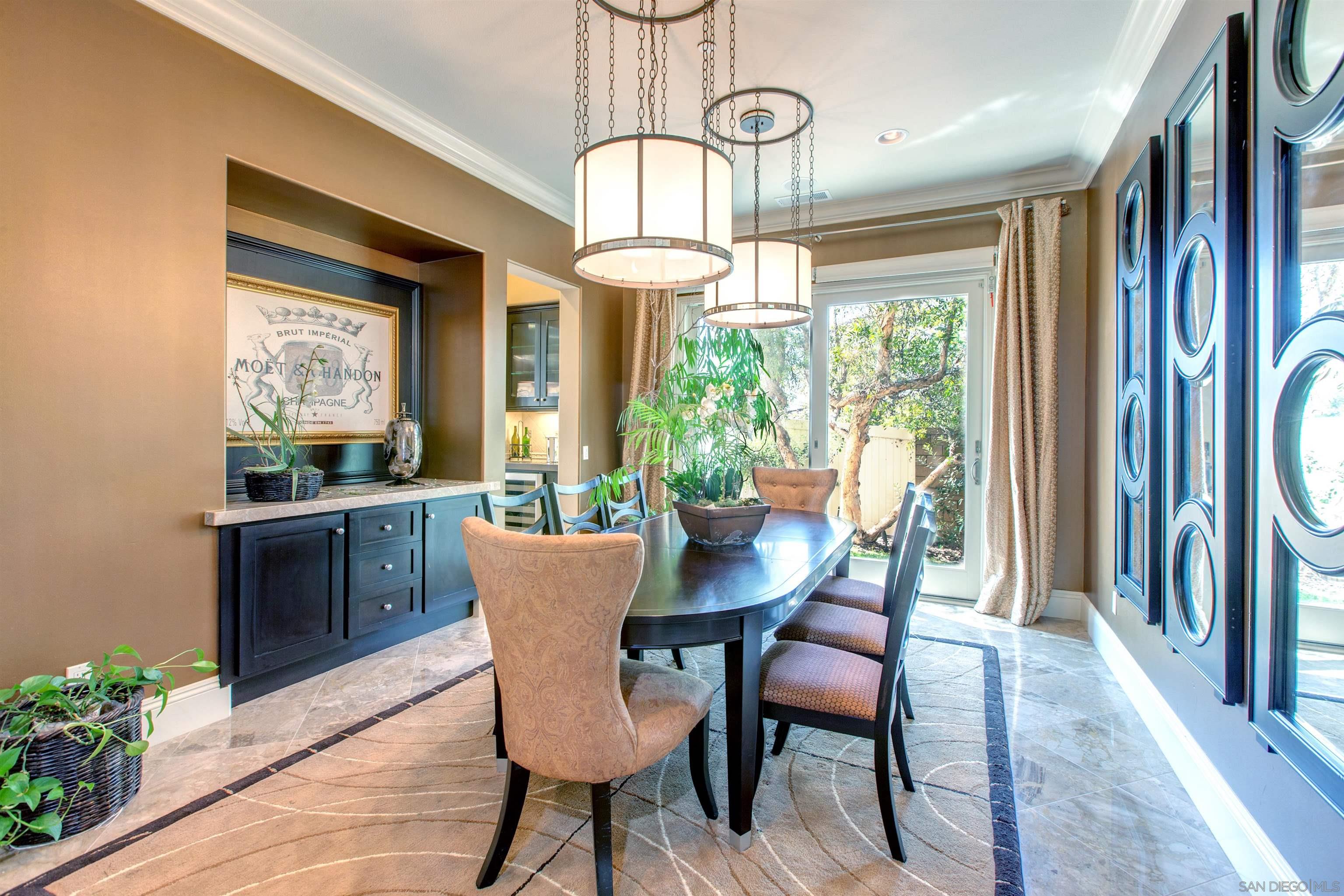 Detail Gallery Image 9 of 43 For 671  via Maggiore, Chula Vista,  CA 91914 - 6 Beds | 4/1 Baths