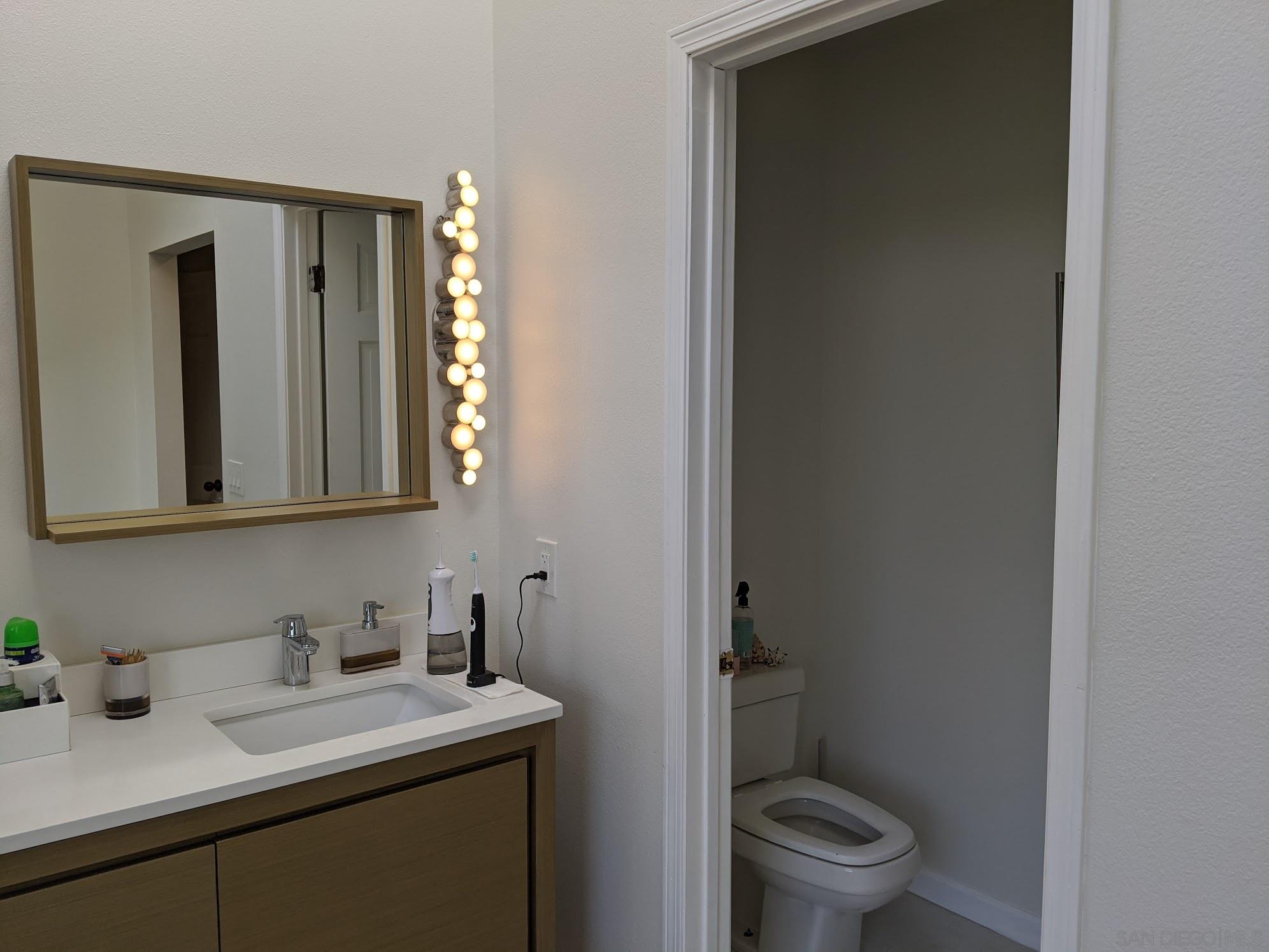 Detail Gallery Image 14 of 15 For 8030  via San Saba, San Diego,  CA 92122 - 2 Beds | 2/1 Baths