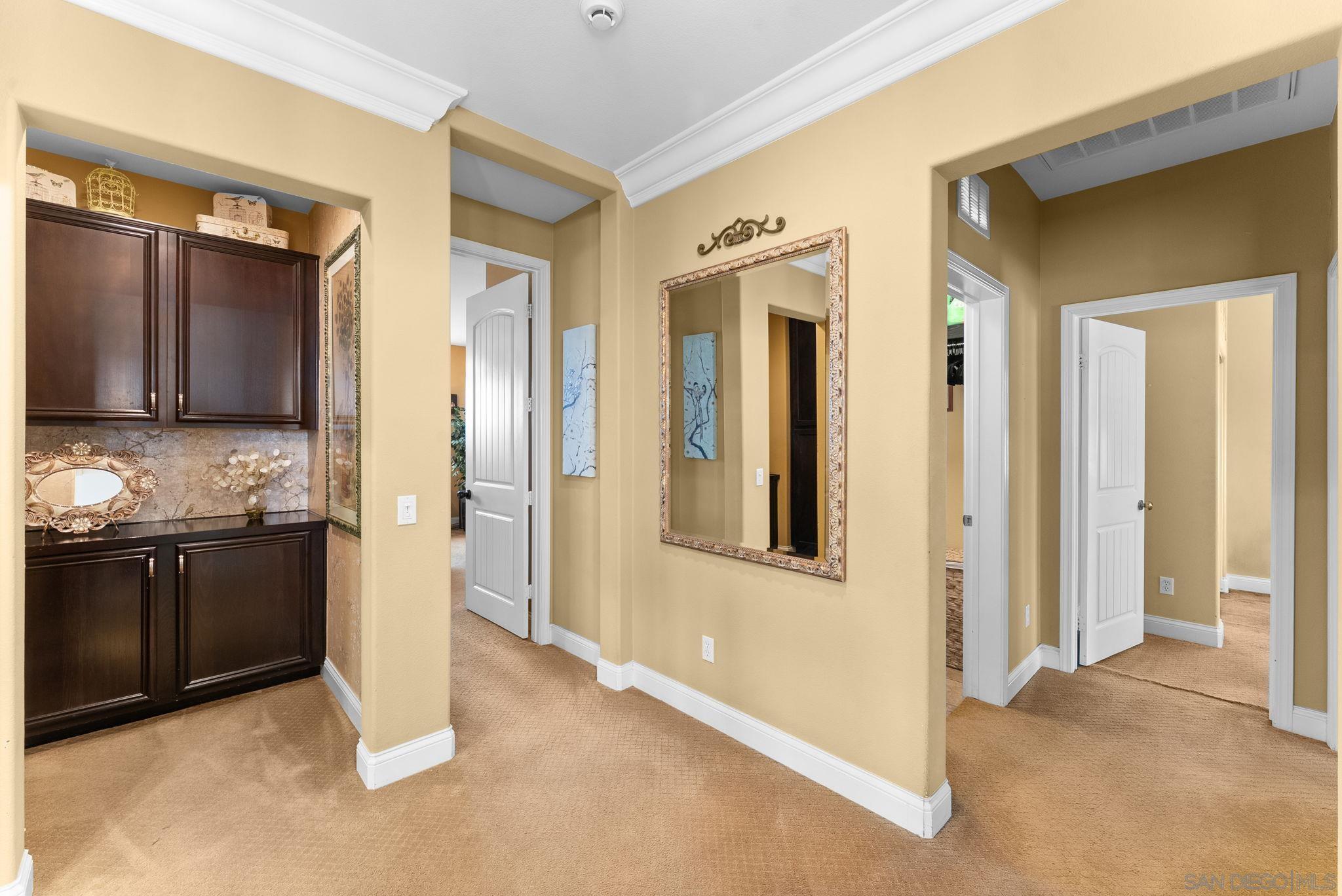 Detail Gallery Image 10 of 62 For 1658  Kincaid Ave, Chula Vista,  CA 91913 - 5 Beds | 2/1 Baths