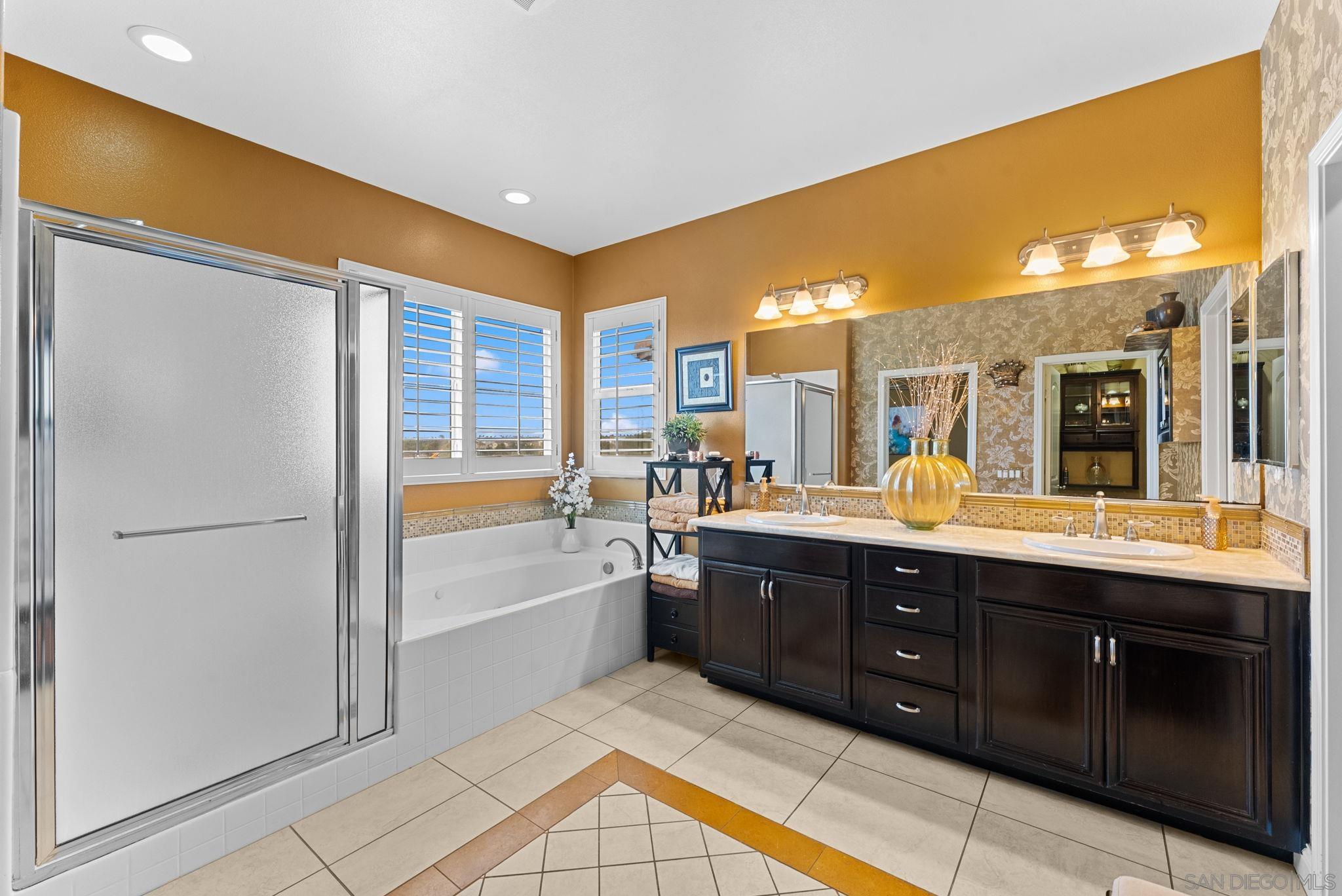 Detail Gallery Image 17 of 62 For 1658  Kincaid Ave, Chula Vista,  CA 91913 - 5 Beds | 2/1 Baths