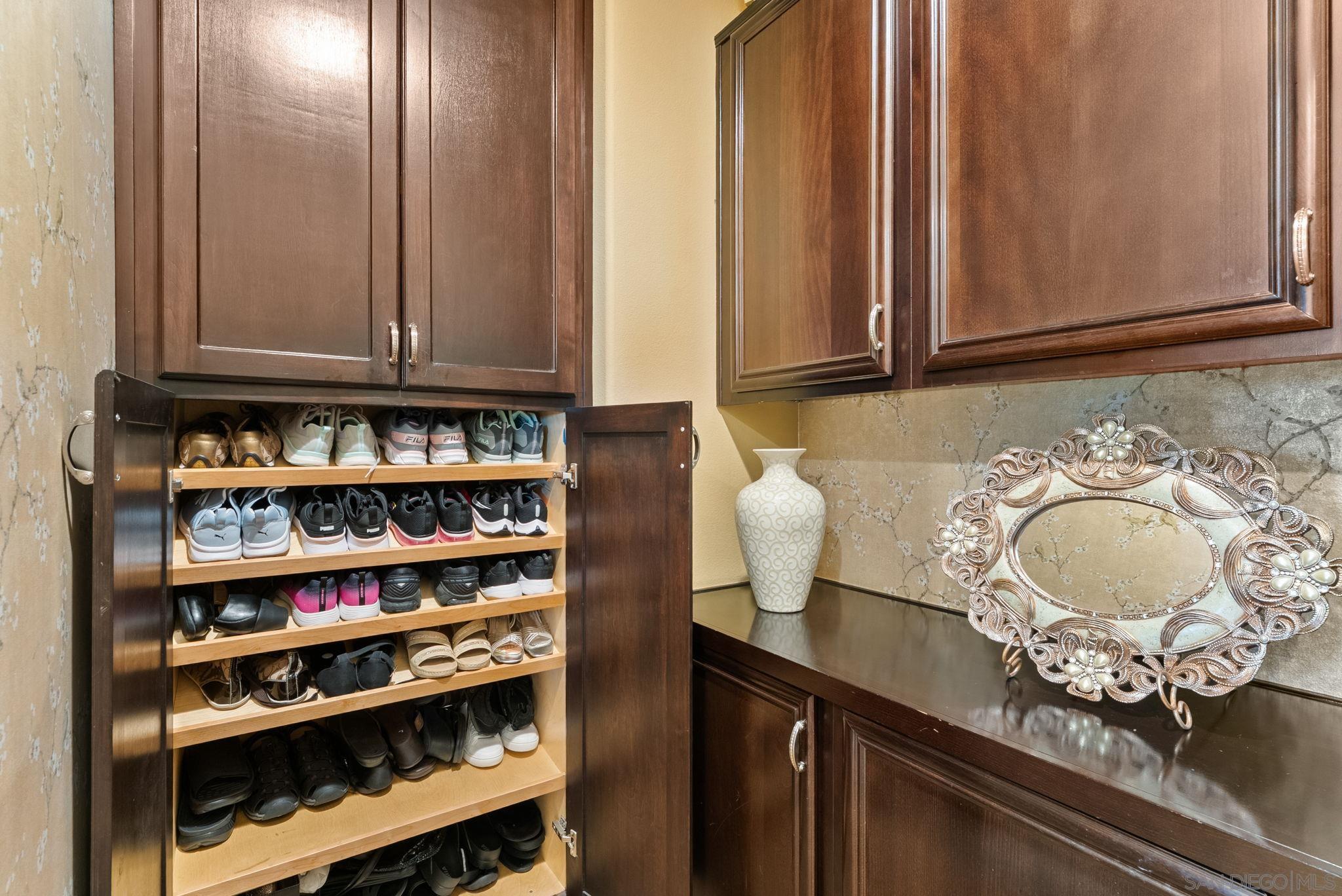 Detail Gallery Image 24 of 62 For 1658  Kincaid Ave, Chula Vista,  CA 91913 - 5 Beds | 2/1 Baths