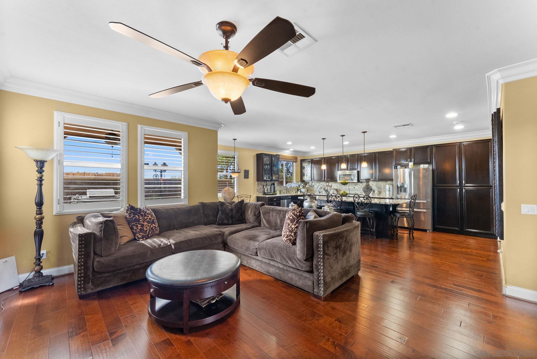 Detail Gallery Image 30 of 62 For 1658  Kincaid Ave, Chula Vista,  CA 91913 - 5 Beds | 2/1 Baths