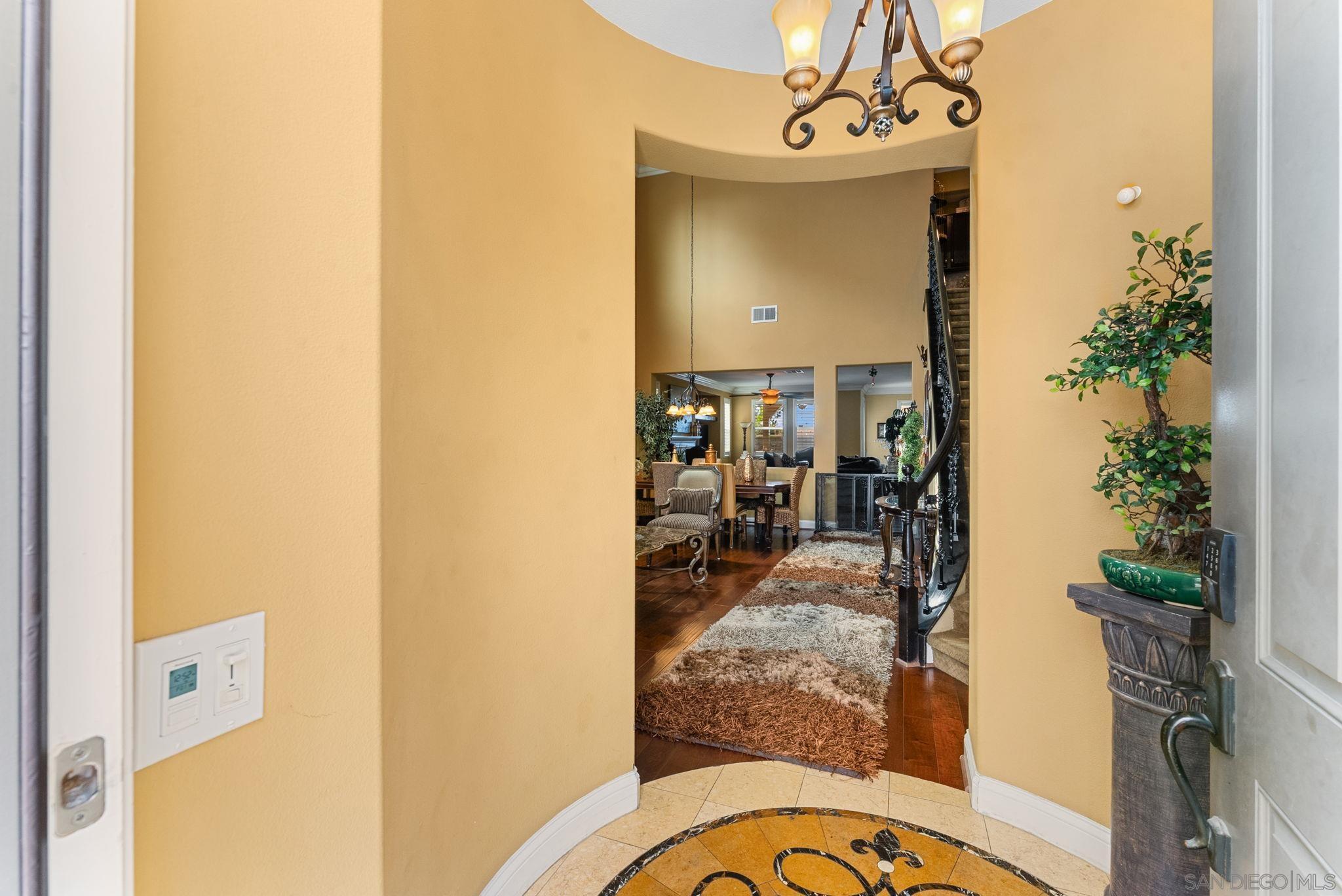 Detail Gallery Image 36 of 62 For 1658  Kincaid Ave, Chula Vista,  CA 91913 - 5 Beds | 2/1 Baths