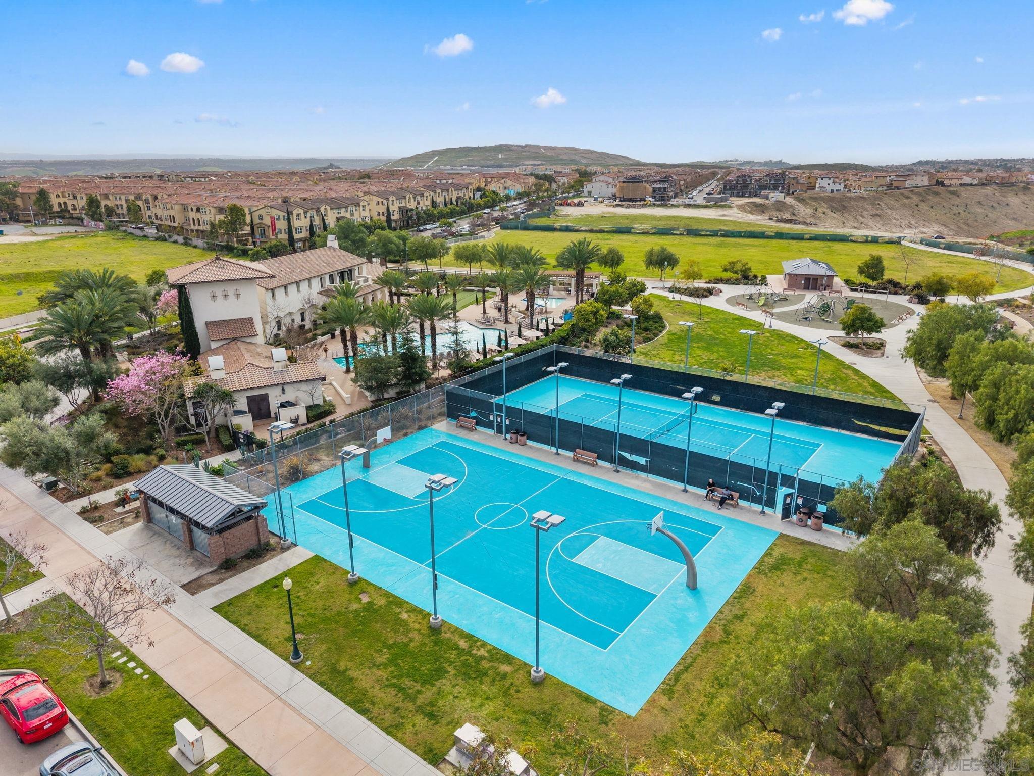 Detail Gallery Image 54 of 62 For 1658  Kincaid Ave, Chula Vista,  CA 91913 - 5 Beds | 2/1 Baths