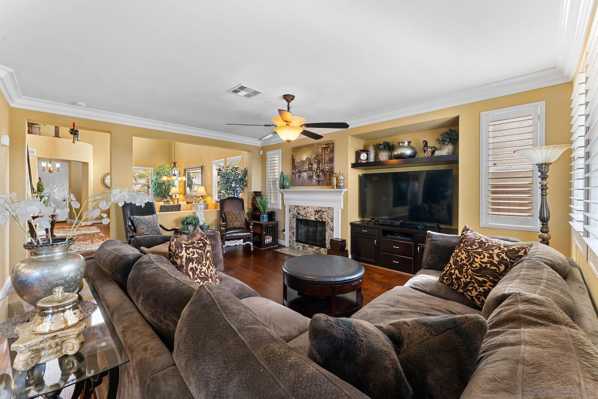 Detail Gallery Image 6 of 62 For 1658  Kincaid Ave, Chula Vista,  CA 91913 - 5 Beds | 2/1 Baths