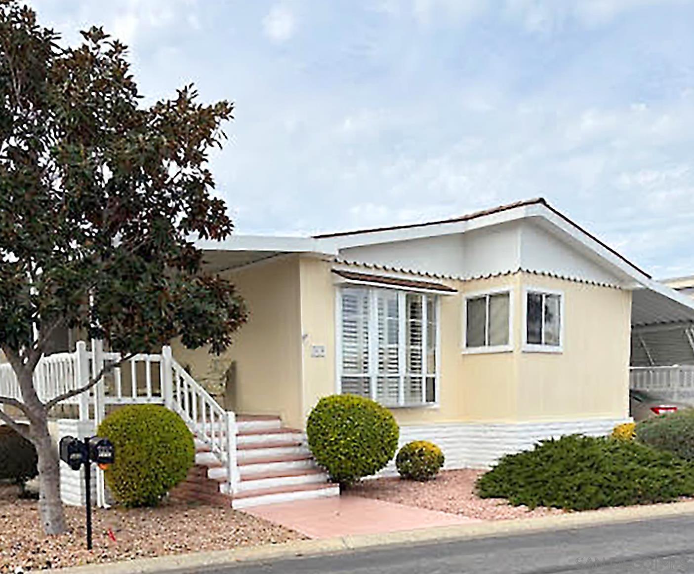 Front Image Thumbnail for SD260003690