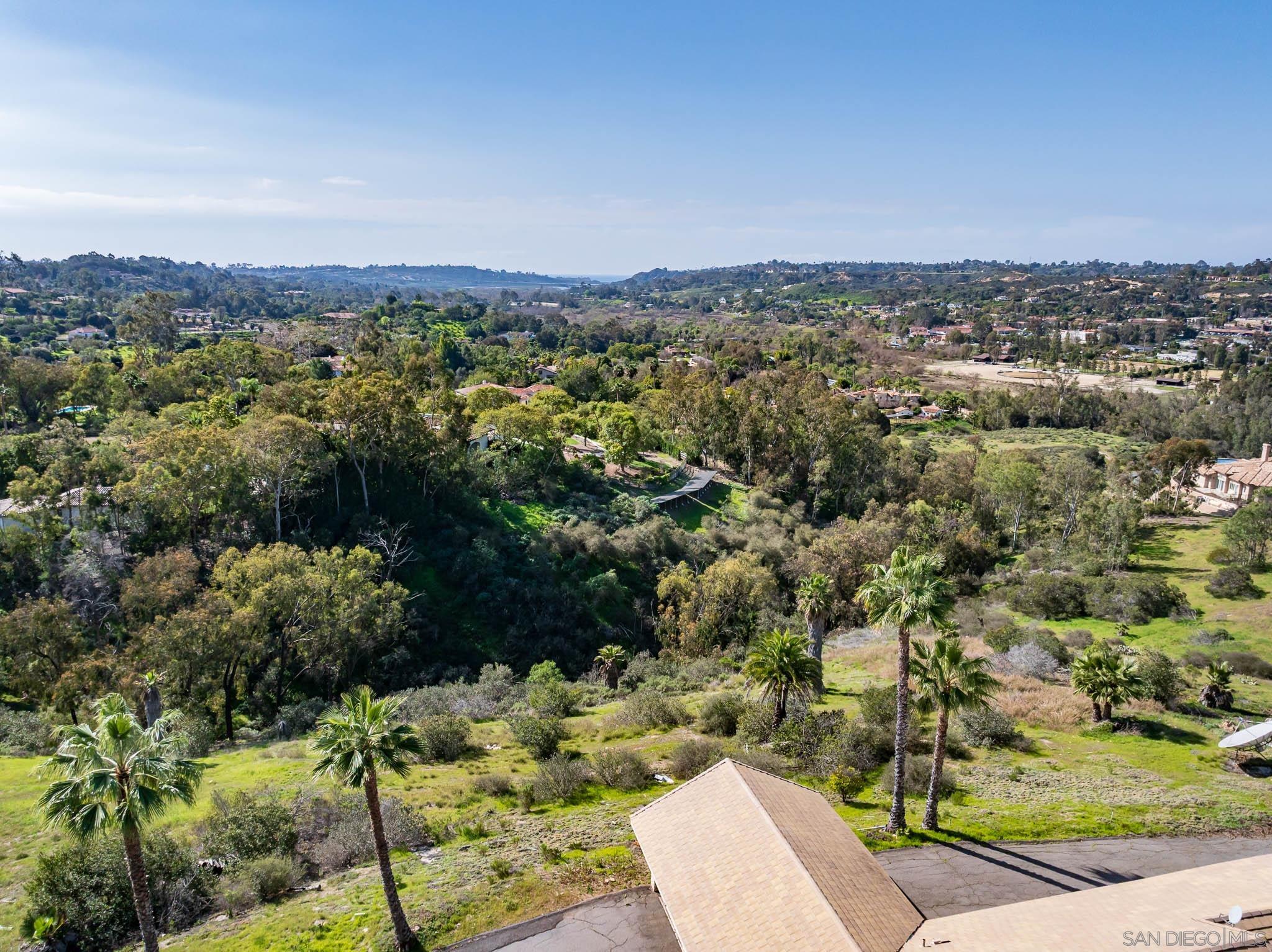 Detail Gallery Image 5 of 25 For 18024  Avenida Alondra, Rancho Santa Fe,  CA 92067 - 4 Beds | 7/1 Baths