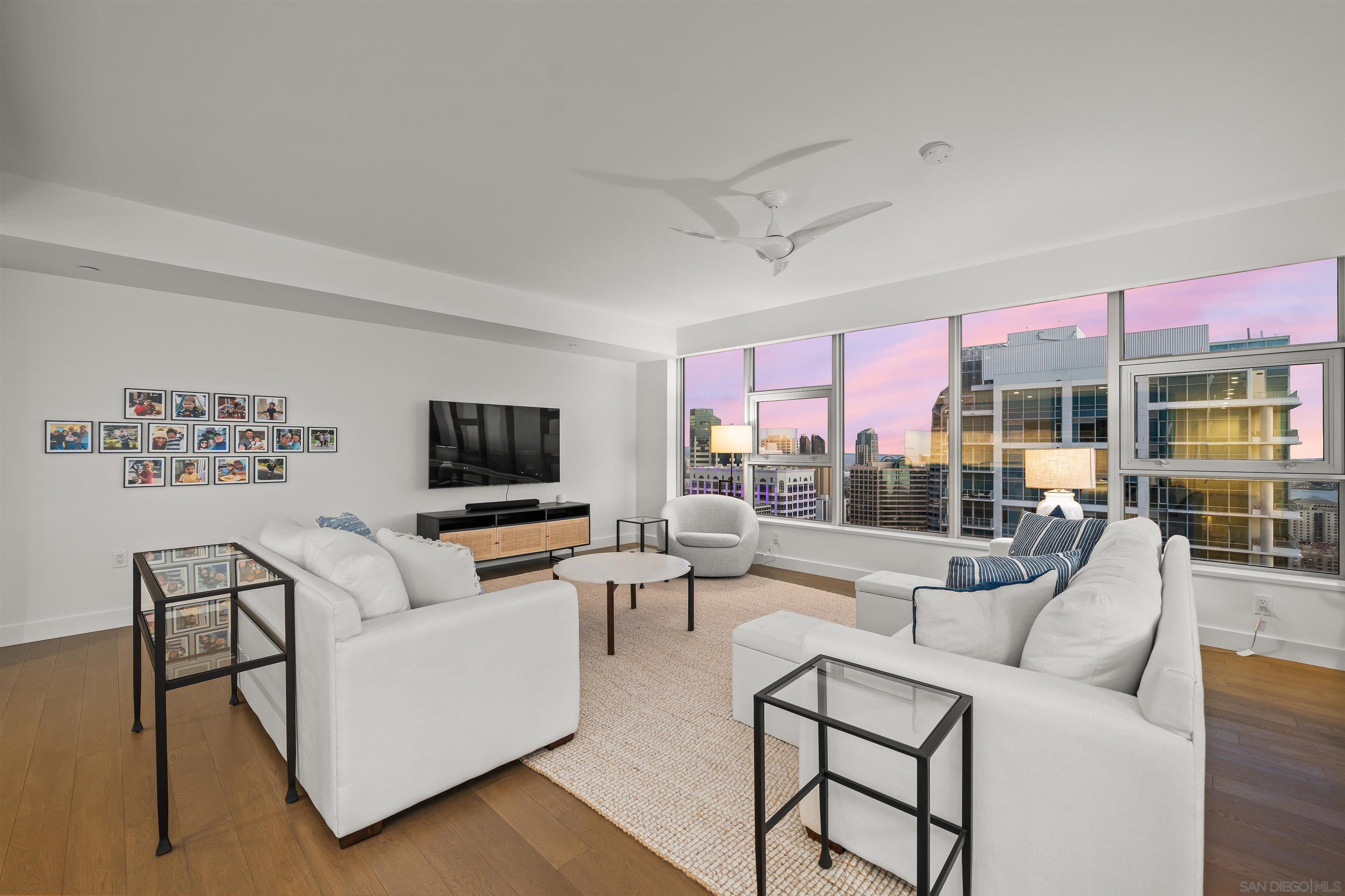 Front Image Thumbnail for SD260003695