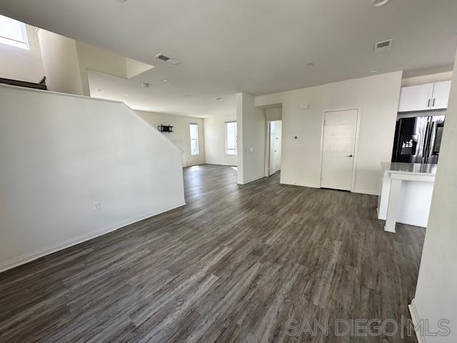 Detail Gallery Image 22 of 49 For 2036  Mayon Rd, Chula Vista,  CA 91915 - 4 Beds | 3/1 Baths