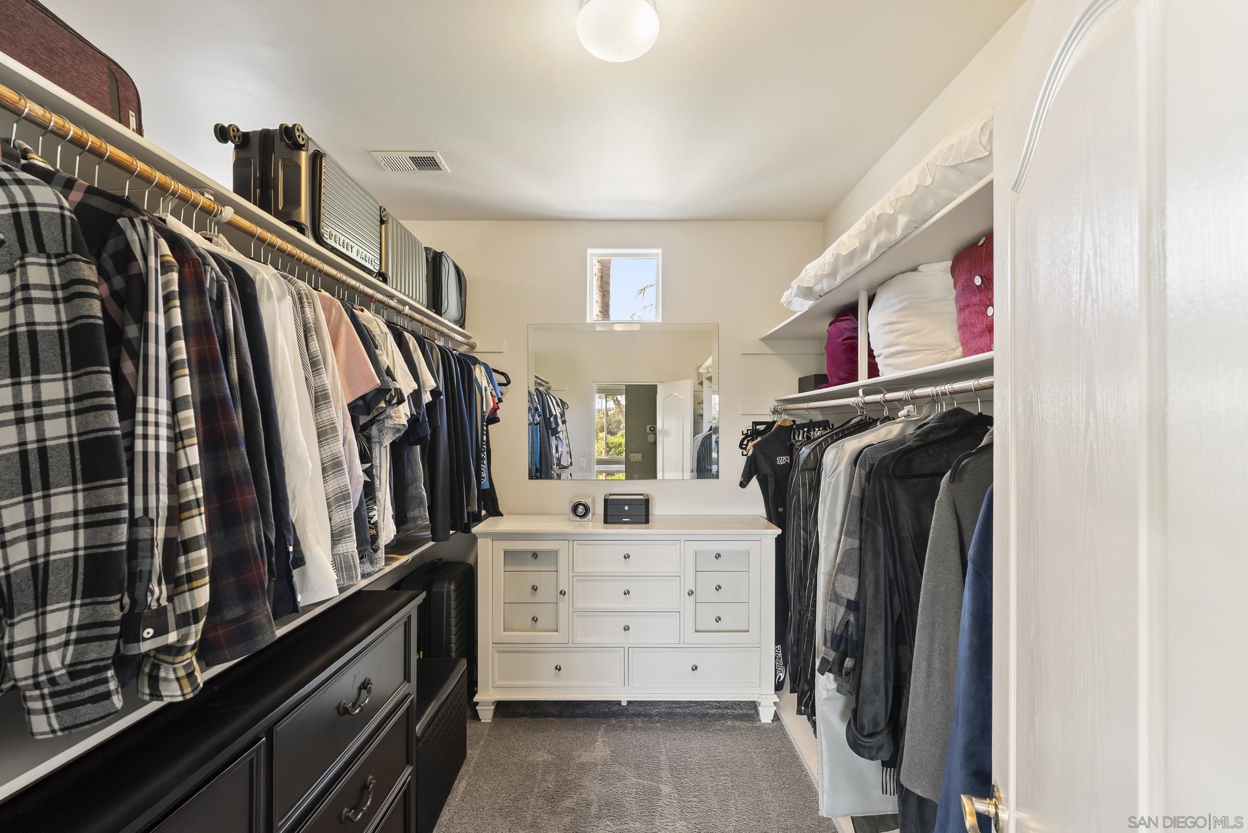 Detail Gallery Image 24 of 56 For 2821  Summit Drive, Escondido,  CA 92025 - 4 Beds | 4/1 Baths