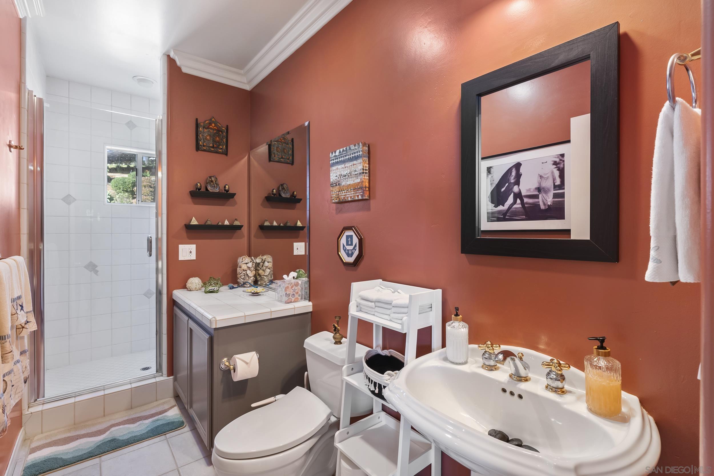 Detail Gallery Image 33 of 56 For 2821  Summit Drive, Escondido,  CA 92025 - 4 Beds | 4/1 Baths