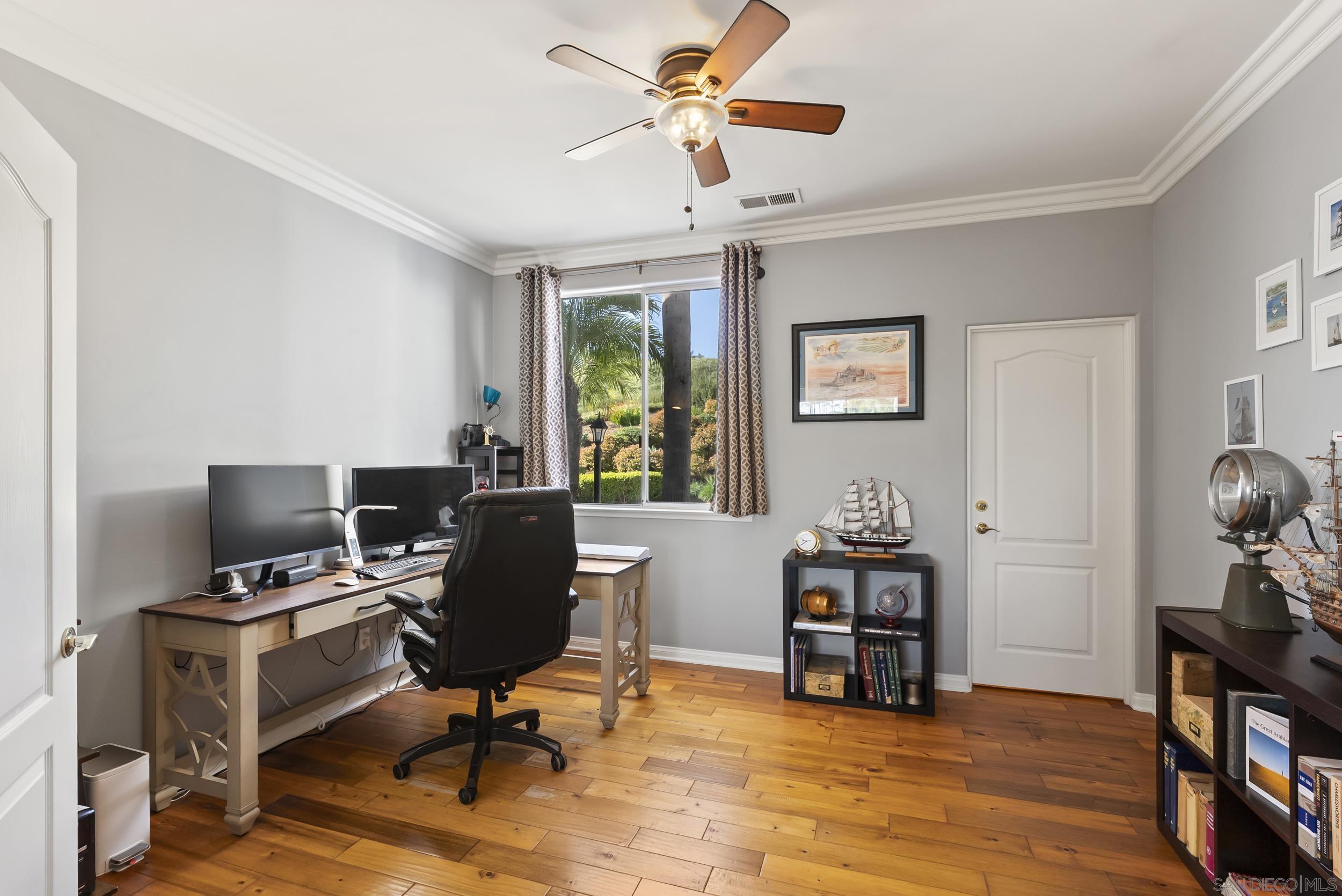 Detail Gallery Image 34 of 56 For 2821  Summit Drive, Escondido,  CA 92025 - 4 Beds | 4/1 Baths