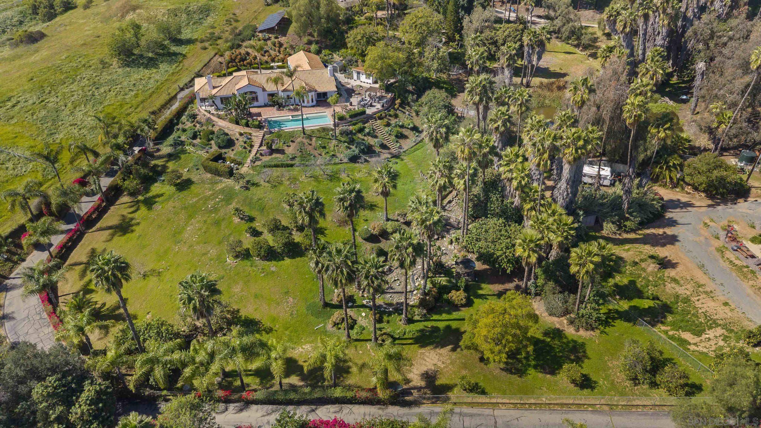 Detail Gallery Image 50 of 56 For 2821  Summit Drive, Escondido,  CA 92025 - 4 Beds | 4/1 Baths